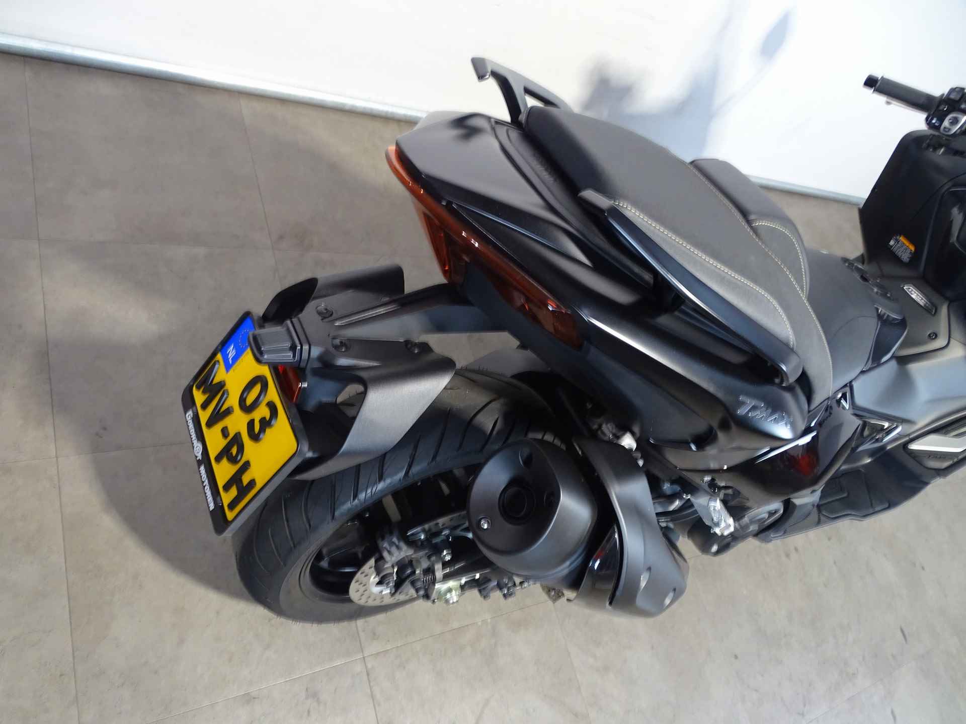 Yamaha T-MAX TECH MAX - 3/8