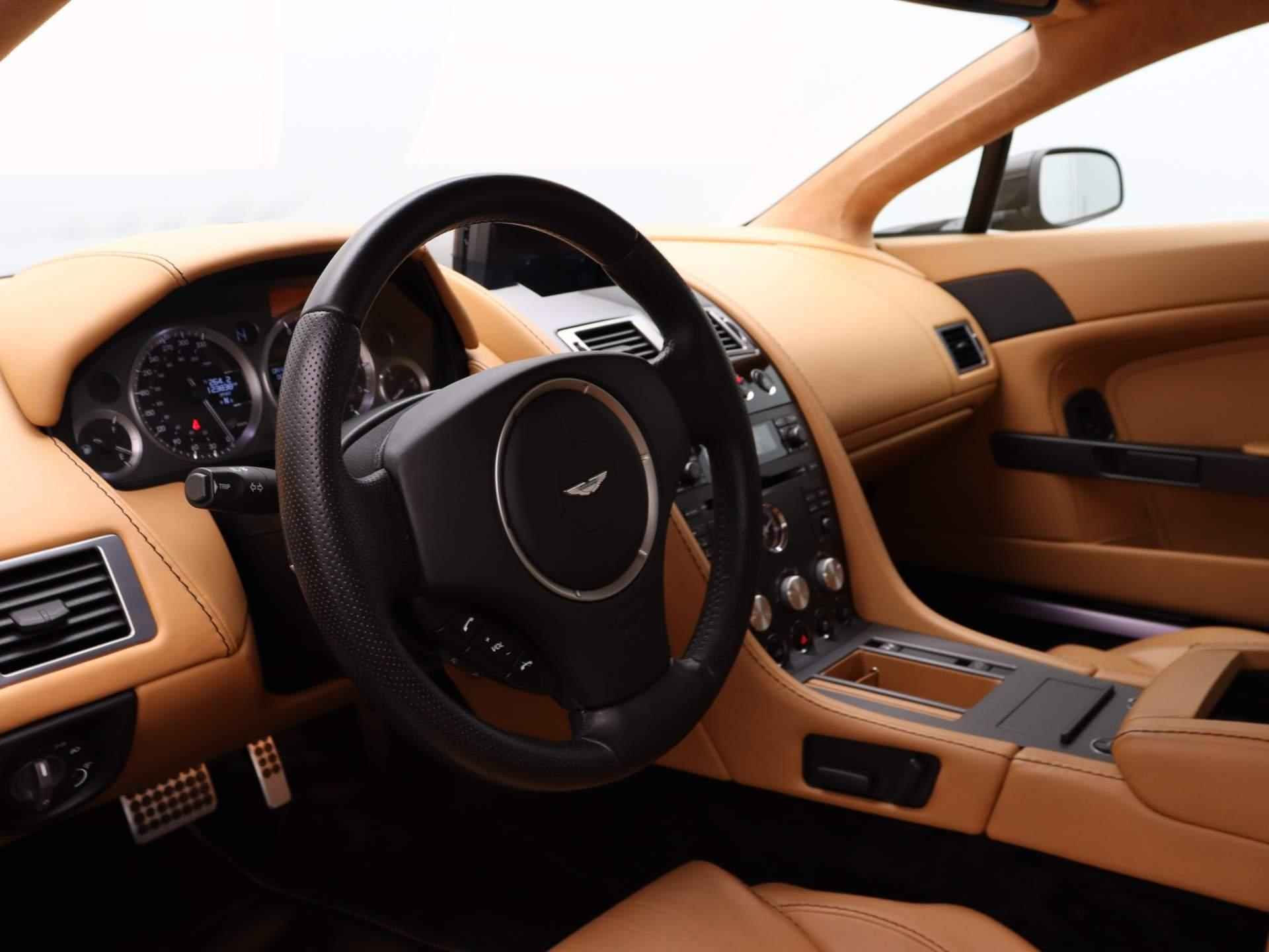 Aston Martin V8 Vantage 4.3 V8 Aut. Sportshift | 12mnd BOVAG Garantie | Camel interieur | Navi | Xenon | - 16/30