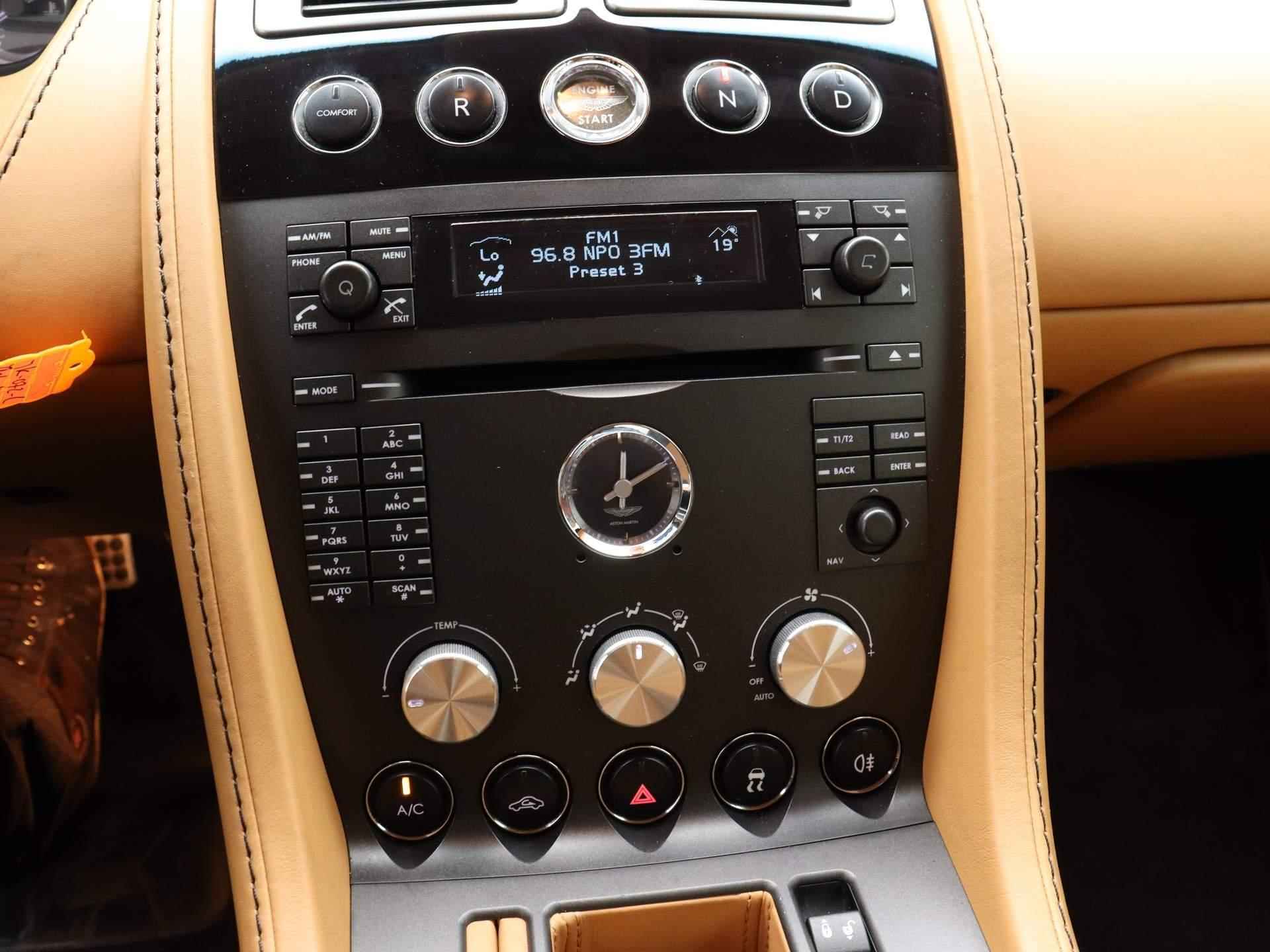 Aston Martin V8 Vantage 4.3 V8 Aut. Sportshift | 12mnd BOVAG Garantie | Camel interieur | Navi | Xenon | - 21/30