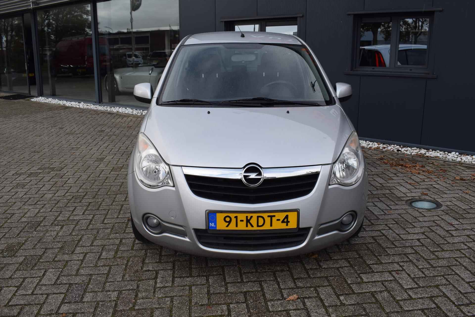 OPEL Agila 1.2 16V 63KW Edition - 23/26