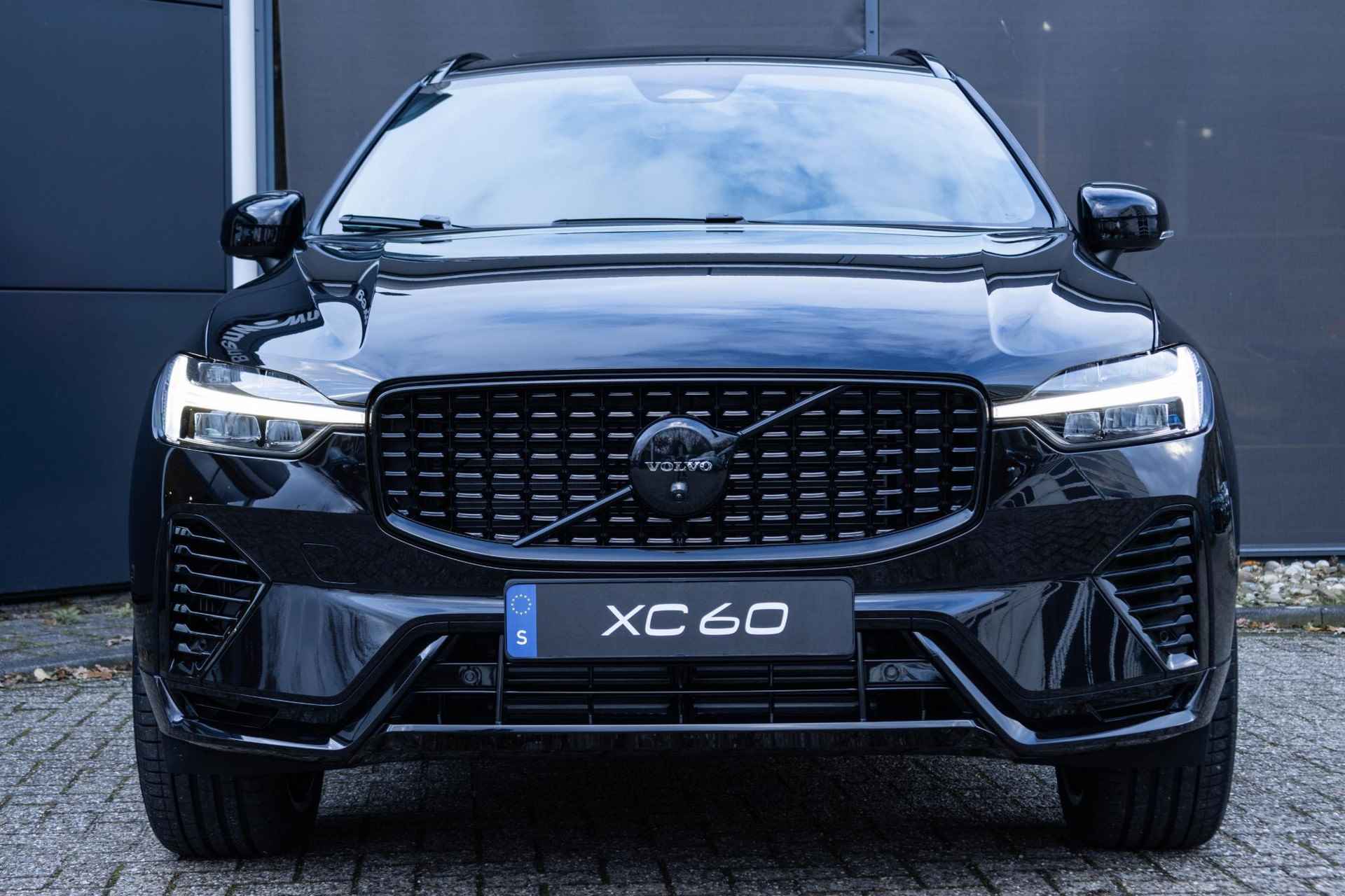 Volvo XC60 2.0 T6 Plug-in hybrid AWD Plus Black Edition Volvo XC60 2.0 Recharge T6 AWD Plus Black Edition 360 graden Camera | 21 Inch LMV | Donker getinte ramen - 7/45