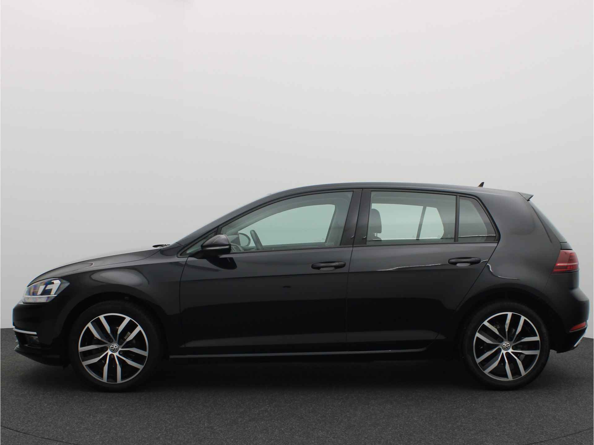 Volkswagen Golf 1.0 TSI Comfortline Business STOELVERW / NAVI / CARPLAY / CLIMA / PDC / BLUETOOTH / ACC / NL-AUTO - 3/47