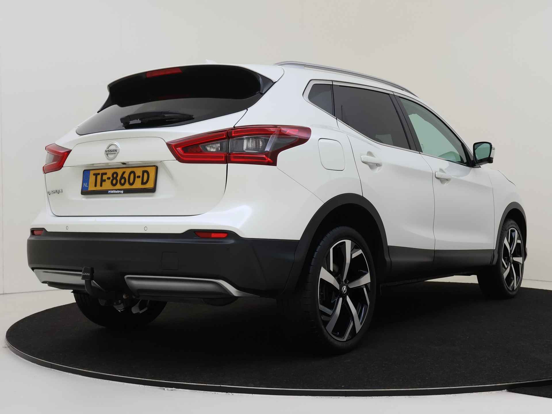 Nissan QASHQAI 1.2 Tekna 116 pk Automaat | Trekhaak | Climate Control | Navigatie - 11/33