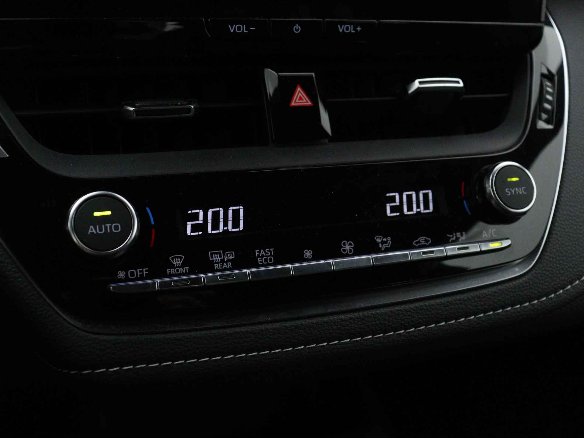 Toyota Corolla Touring Sports Hybrid 140 Active | Navigatie | Camera | Cruise Control Adaptief | LM velgen | - 12/41