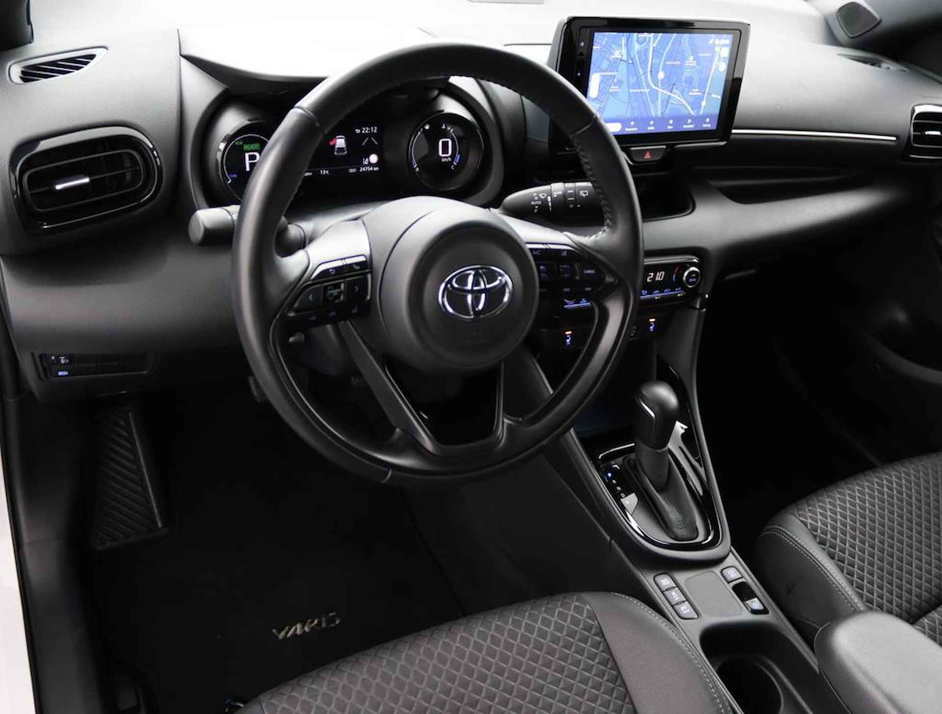 Toyota Yaris 1.5 Hybrid Executive Limited | Half lederen bekleding | Apple carplay/Android auto | - 49/55