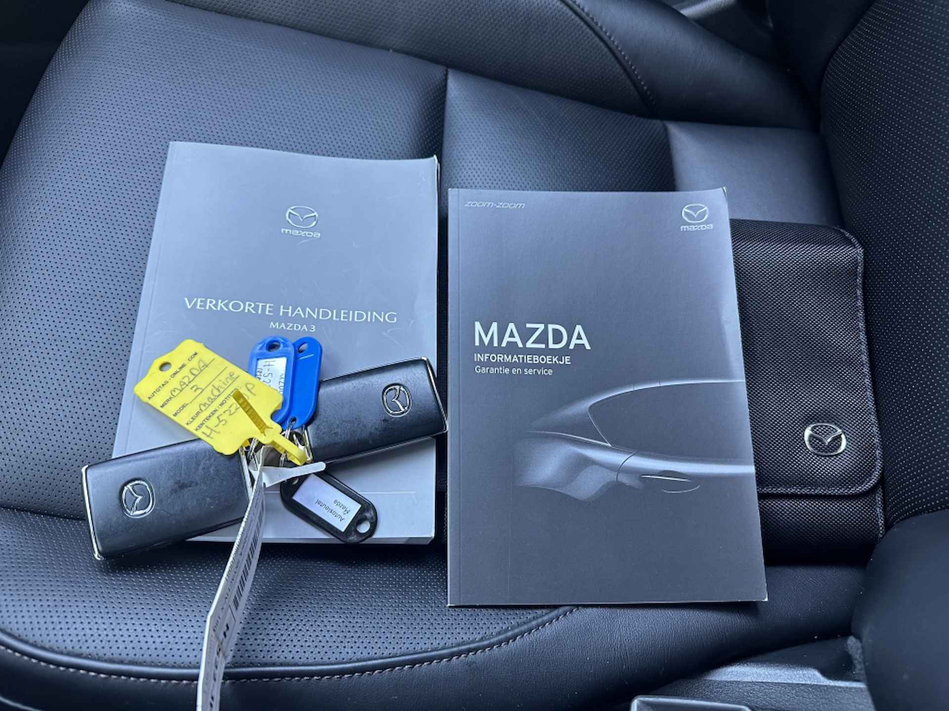 Mazda 3 2.0 SkyActiv-X Luxury met I-Activsense pakket - 34/35