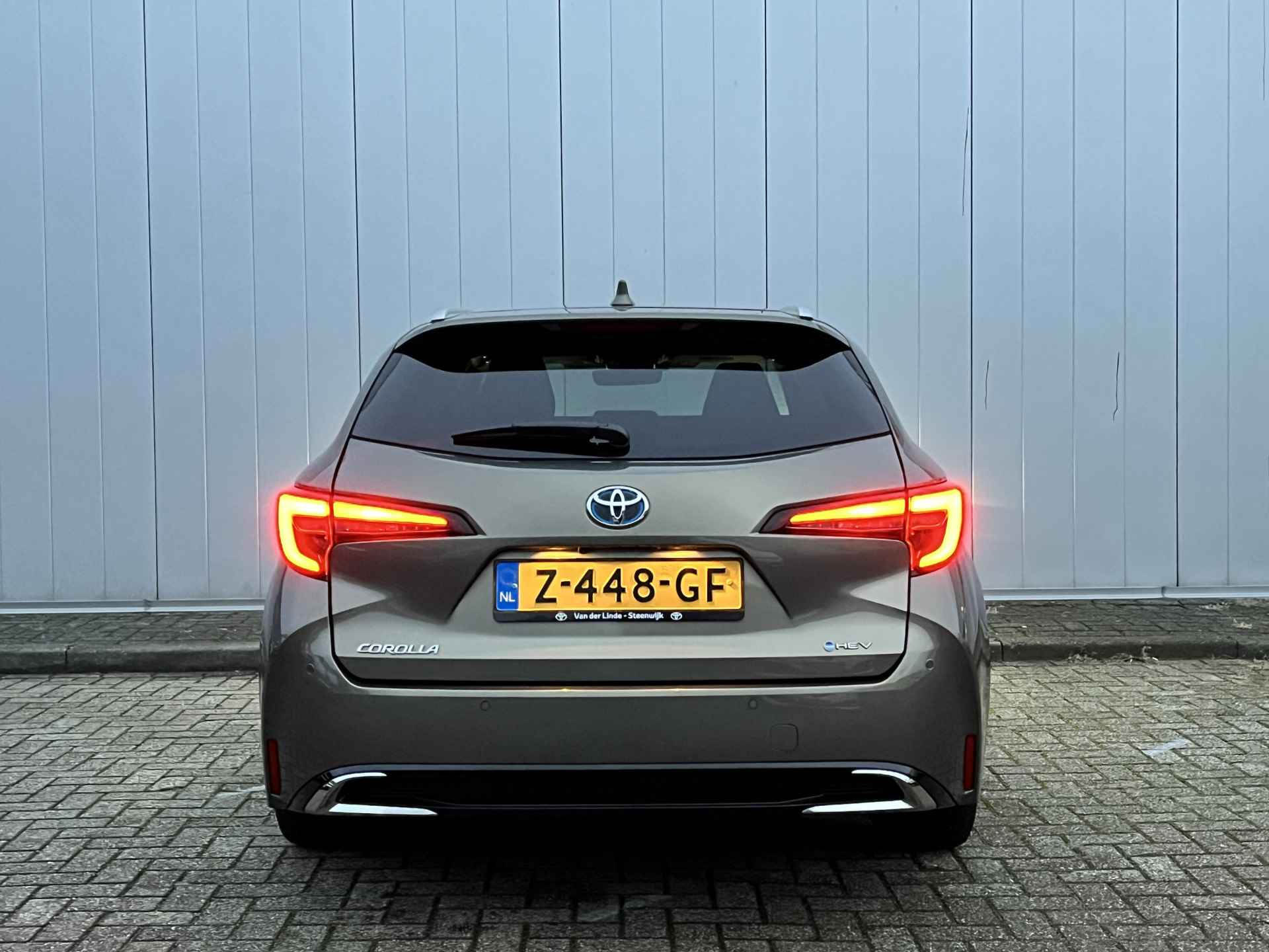 Toyota Corolla Touring Sports 1.8 Hybrid NL Auto First Edition Navi Clima PDC Stoelverwarming - 5/23