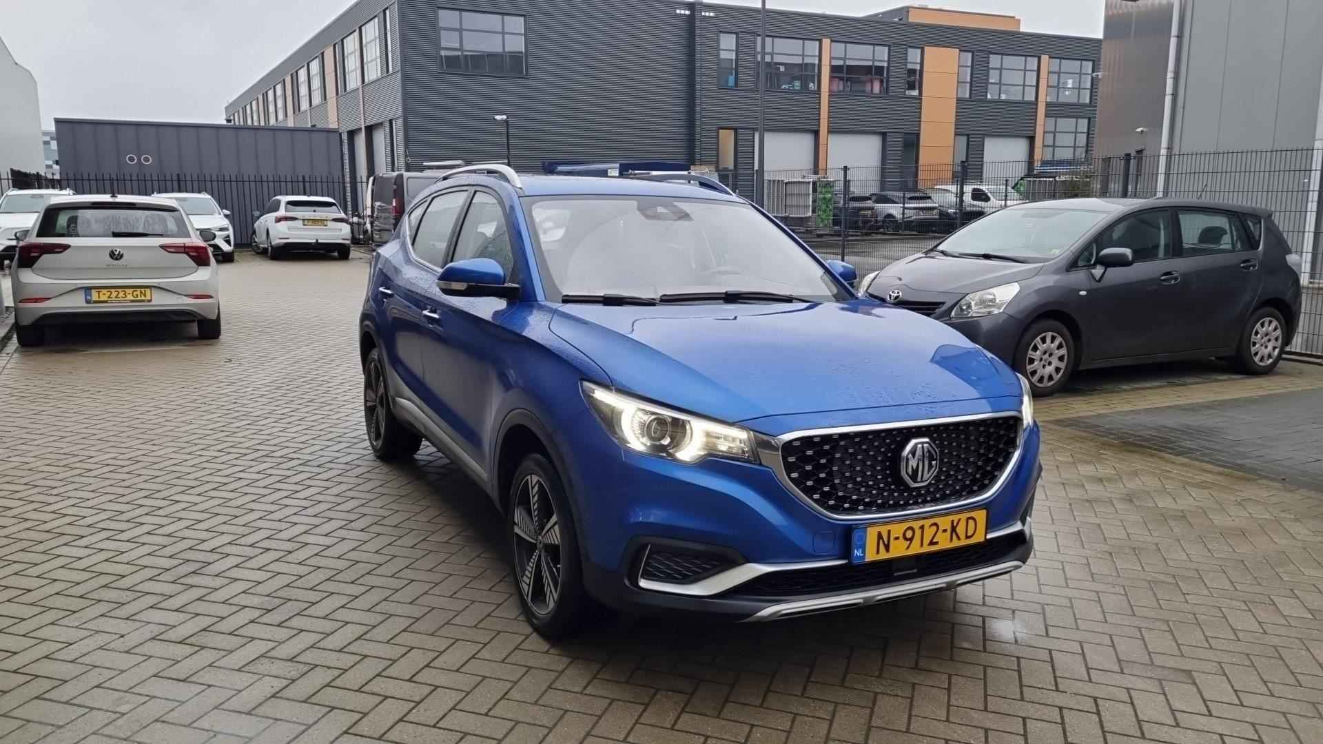 MG ZS EV Luxury 45 kWh | WLTP 263KM | Afneembare Trekhaak |  Panorama/ Schuif-Kantel dak | DAB | ACC | LMV Airco | Navigatie | - 4/27