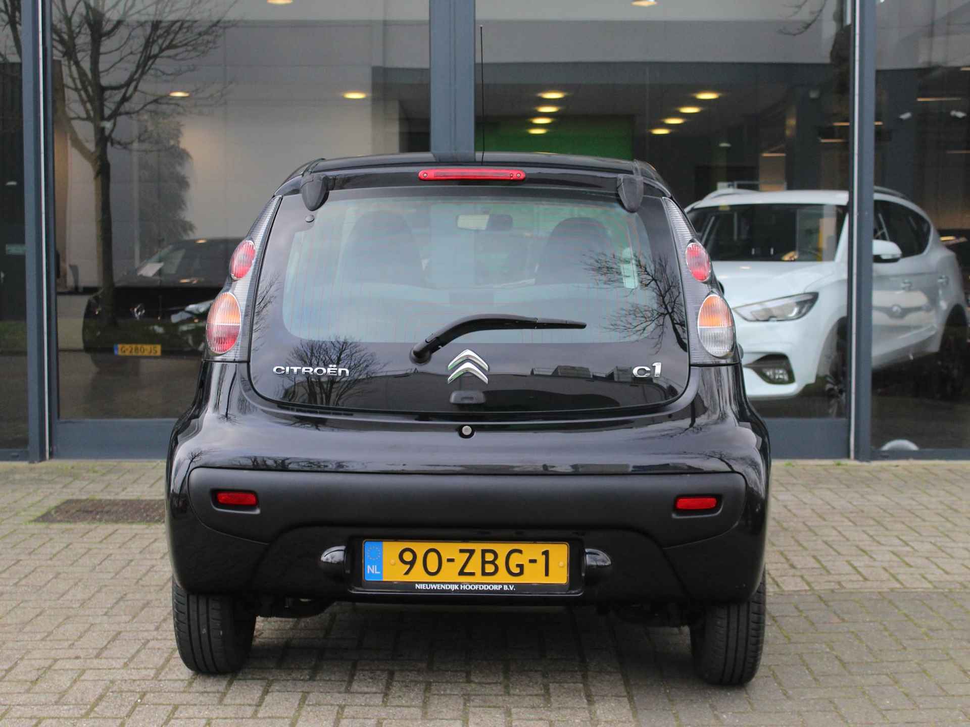 Citroen C1 1.0 Attraction 68 / 75.000 km/ AIRCO / RADIO /CD / BLUETOOTH / USB - 11/33