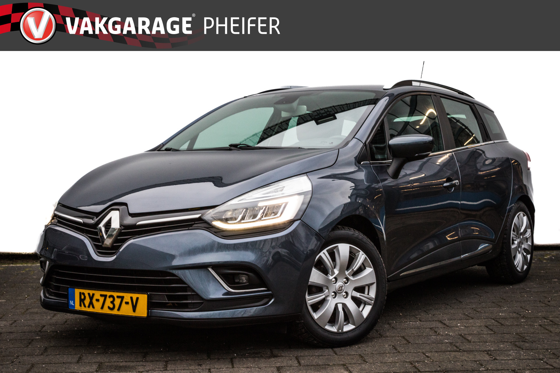 Renault Clio Estate 1.5 dCi Ecoleader Intens Navigatie/ Pdc/ Tel. bluetooth/ Cruise control/ Half leer/ Lmv