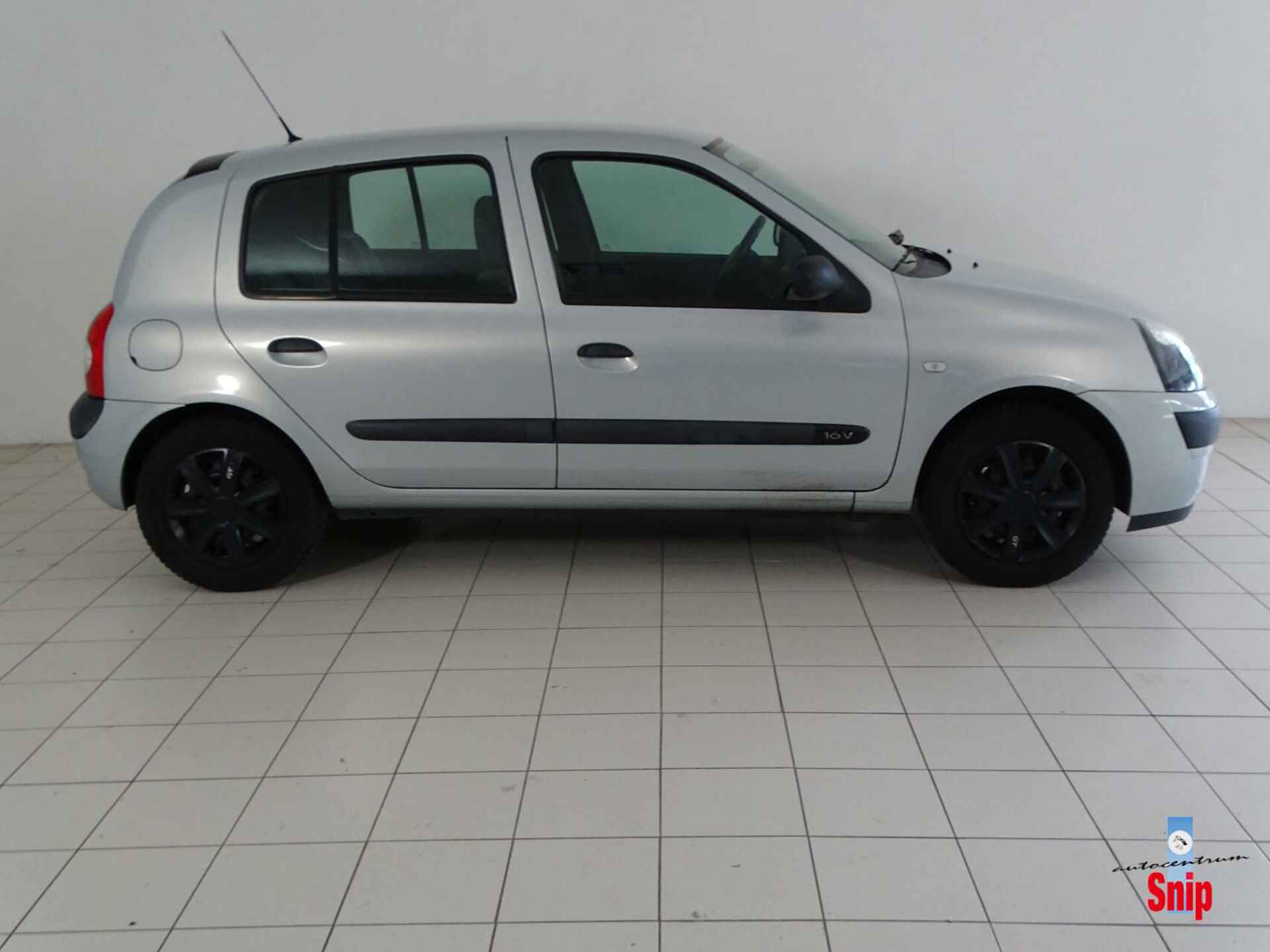 Renault Clio 1.2-16V Authentique Comfort - 5/15