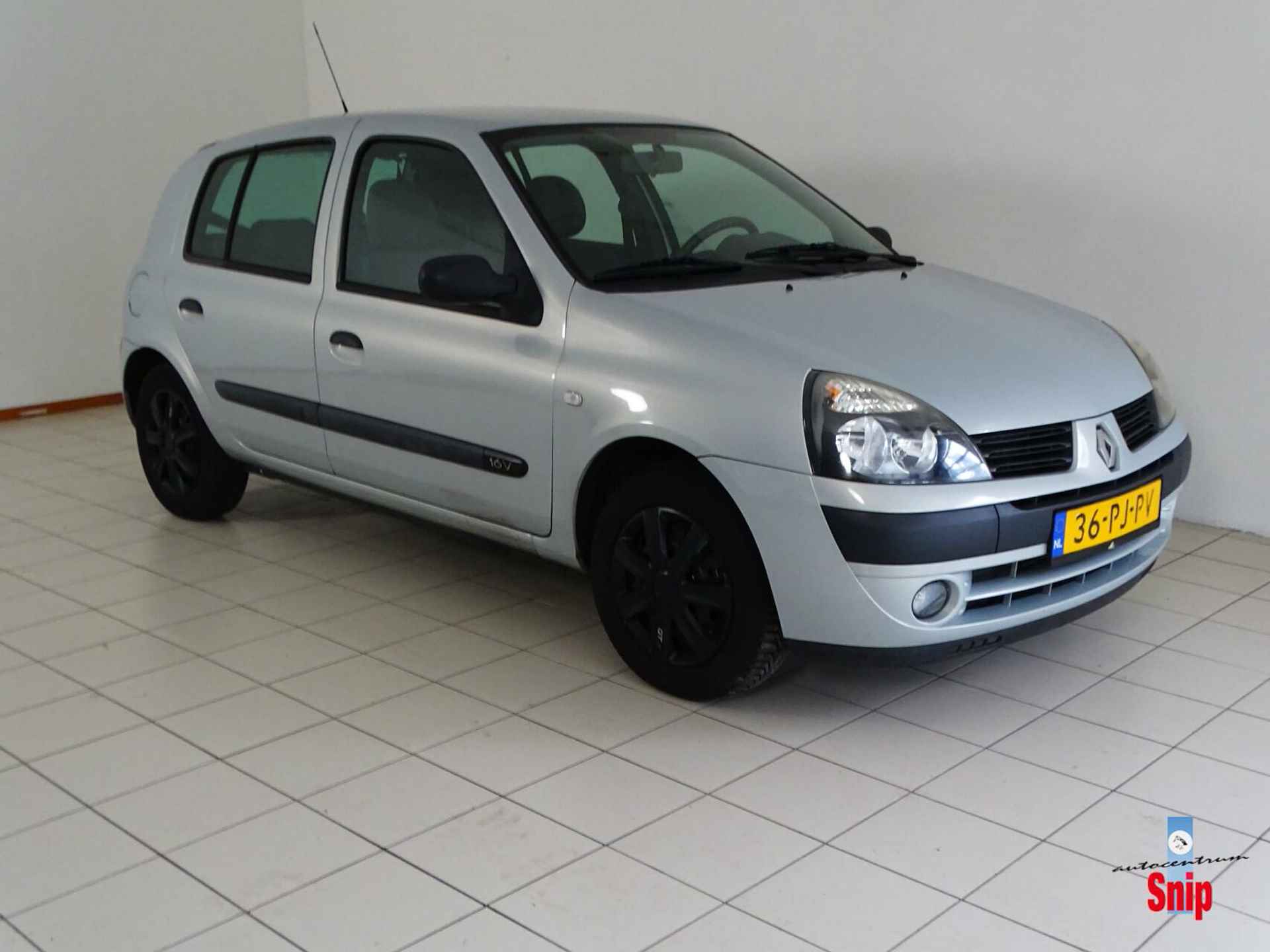 Renault Clio 1.2-16V Authentique Comfort - 9/15