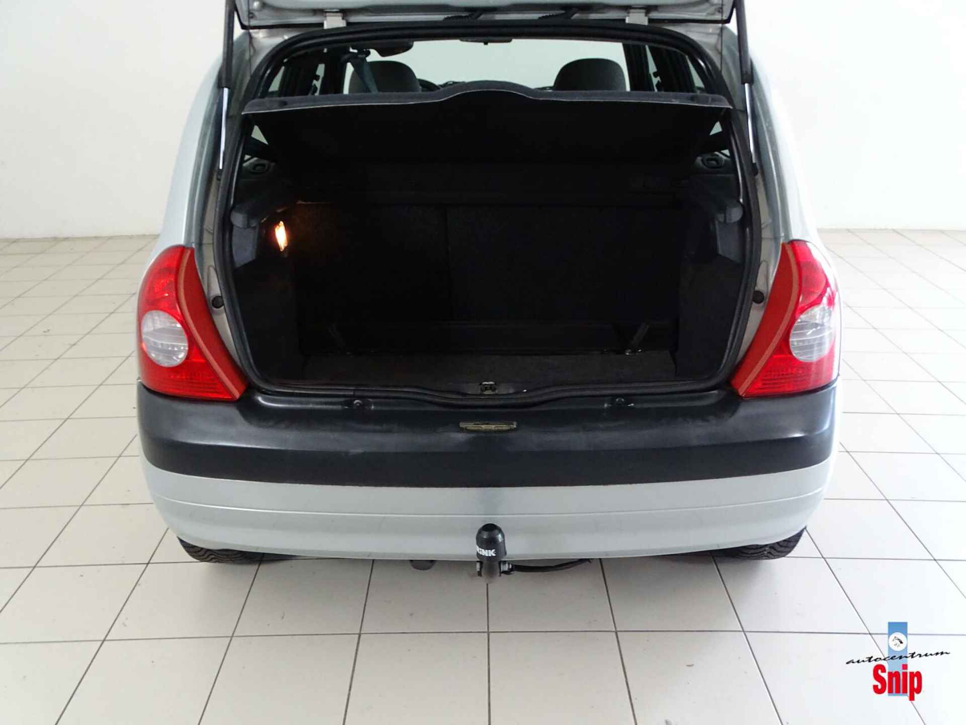 Renault Clio 1.2-16V Authentique Comfort - 11/15