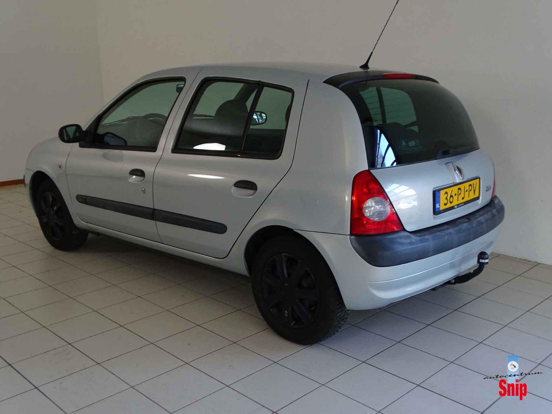 Renault Clio 1.2-16V Authentique Comfort - 13/15