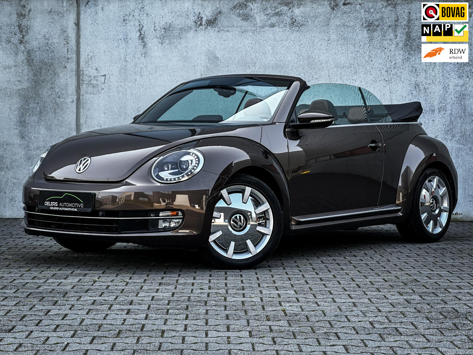 Volkswagen Beetle Cabriolet 1.4 TSI Exclusive | Clima | Leder | Cruise | LED | Navi | Stoelverw. | Windscherm | Uniek! |