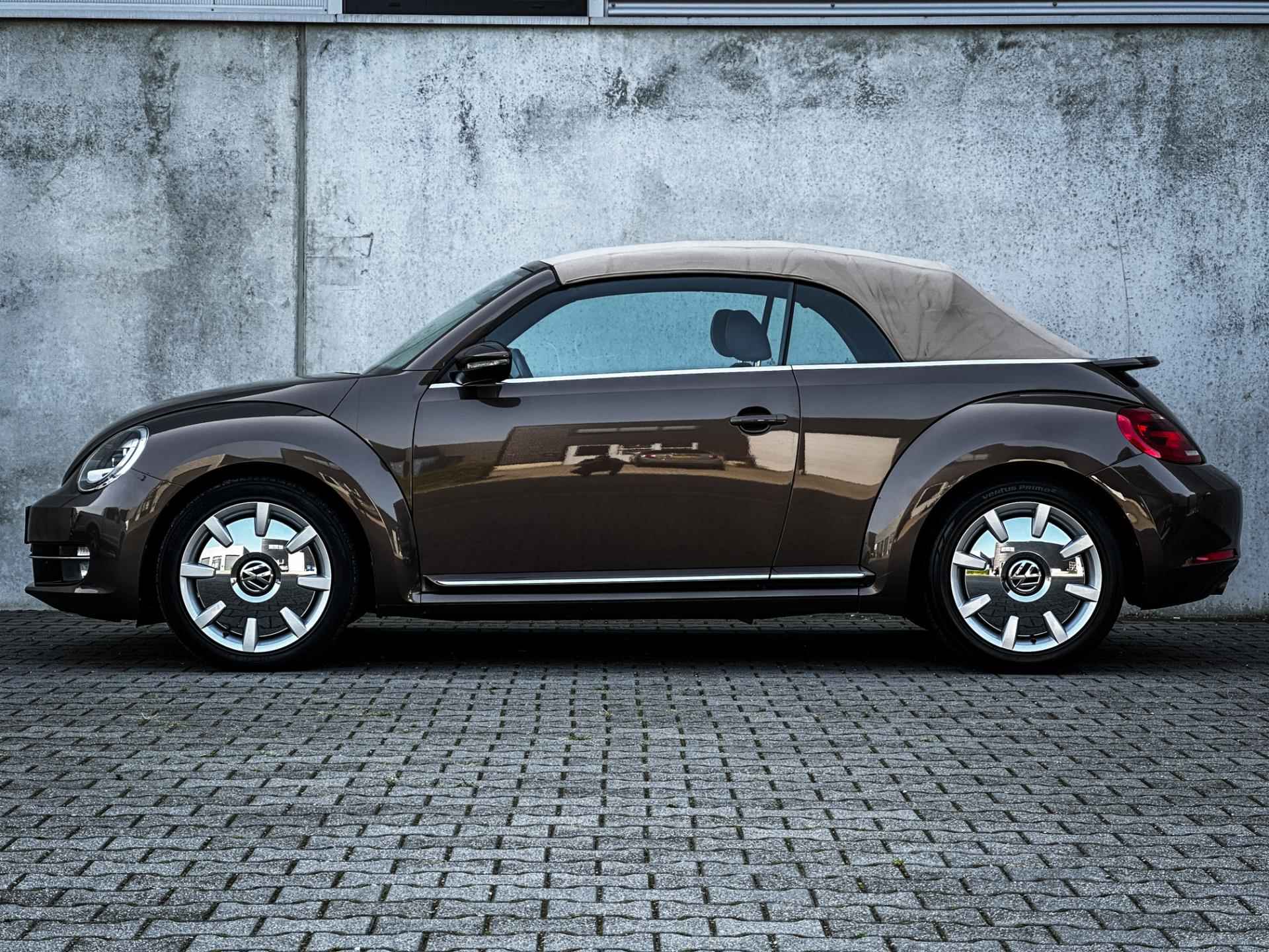 Volkswagen Beetle Cabriolet 1.4 TSI Exclusive | Clima | Leder | Cruise | LED | Navi | Stoelverw. | Windscherm | Uniek! | - 9/49