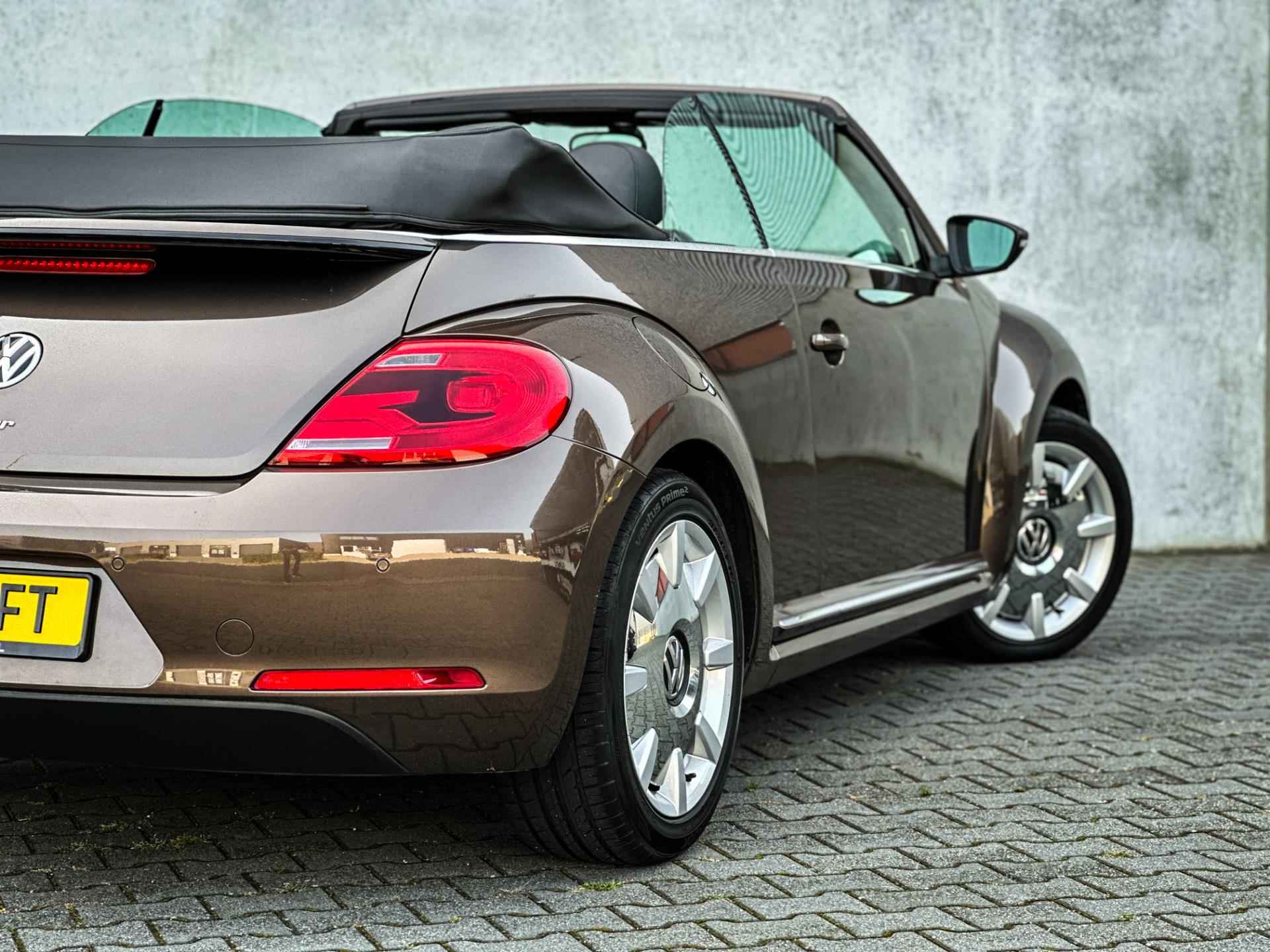 Volkswagen Beetle Cabriolet 1.4 TSI Exclusive | Clima | Leder | Cruise | LED | Navi | Stoelverw. | Windscherm | Uniek! | - 15/49