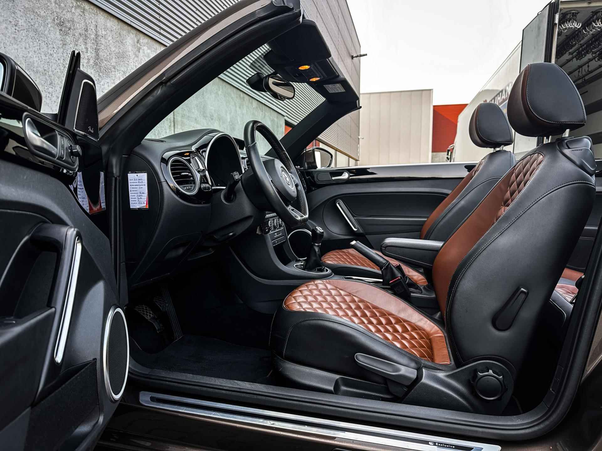 Volkswagen Beetle Cabriolet 1.4 TSI Exclusive | Clima | Leder | Cruise | LED | Navi | Stoelverw. | Windscherm | Uniek! | - 19/49