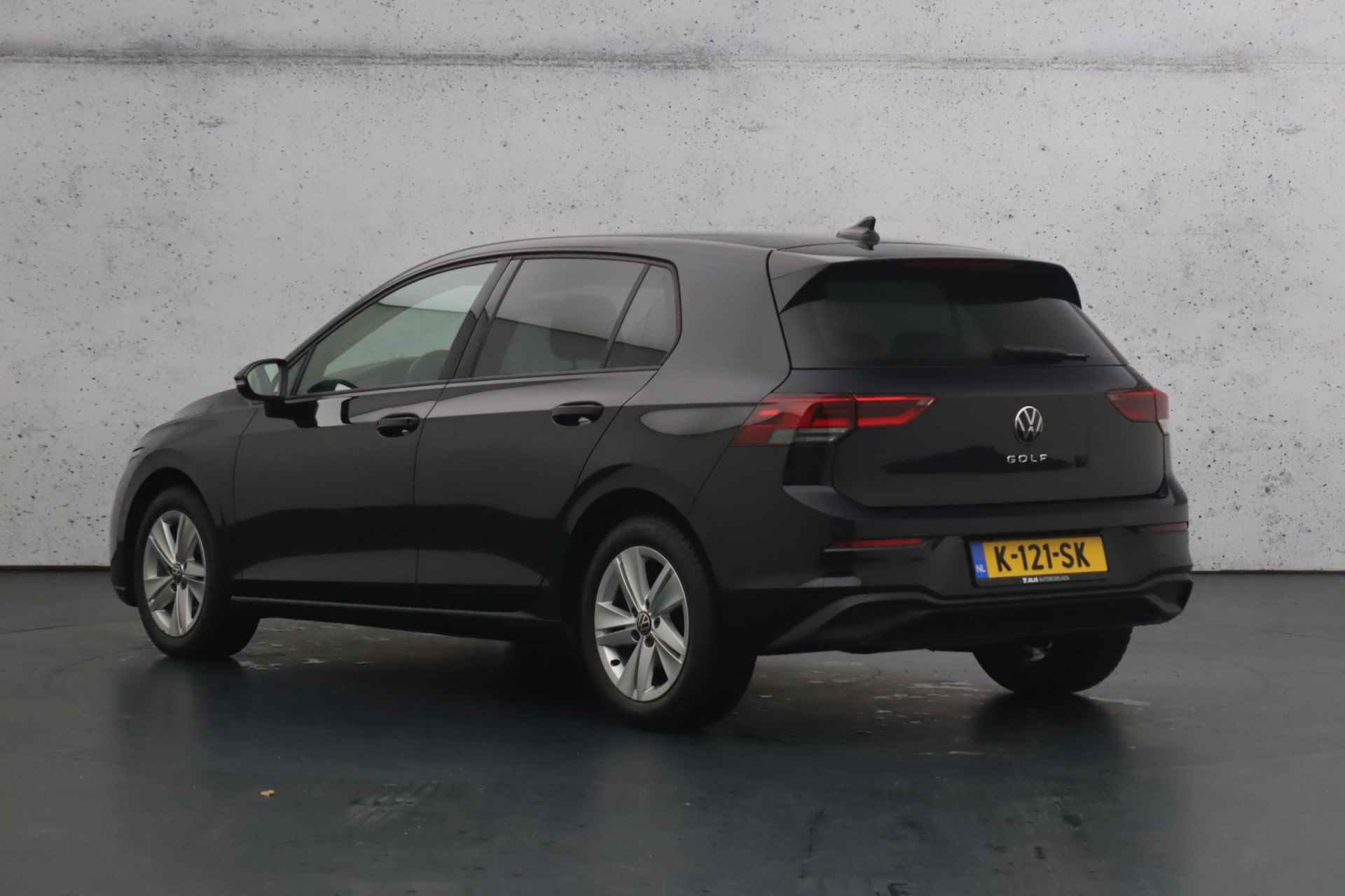 Volkswagen Golf 1.5 TSI Life Business | Luxe | LED | Apple carplay | Adaptieve cruise control | Parkeersensoren - 7/31