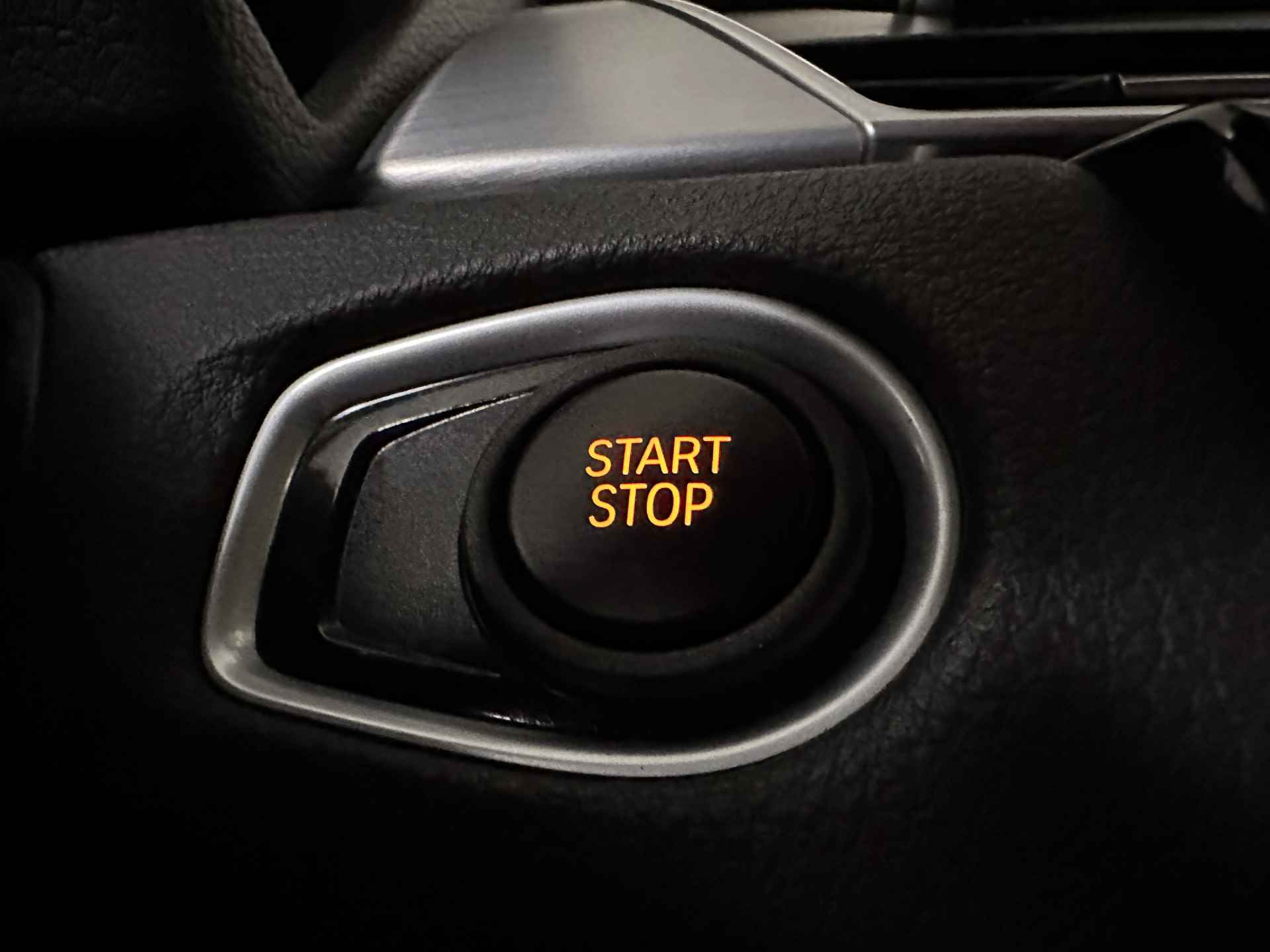 BMW 2 Serie Active Tourer 225xe Plug in Hybrid PHEV | Camera | Sportstoelen Leder | Carplay | Led | Head-up Display | Navi Prof | - 9/38