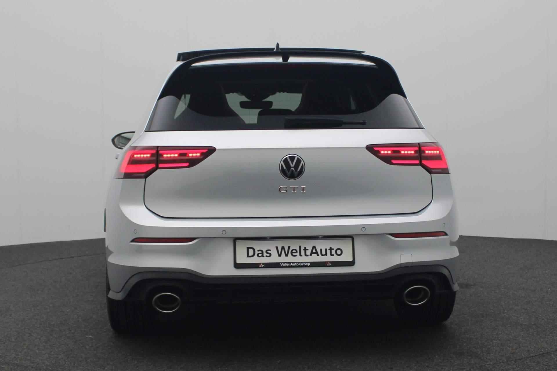 Volkswagen Golf 2.0 300PK DSG GTI Clubsport | Pano | IQ Light | Keyless | DCC | 19 inch - 21/46