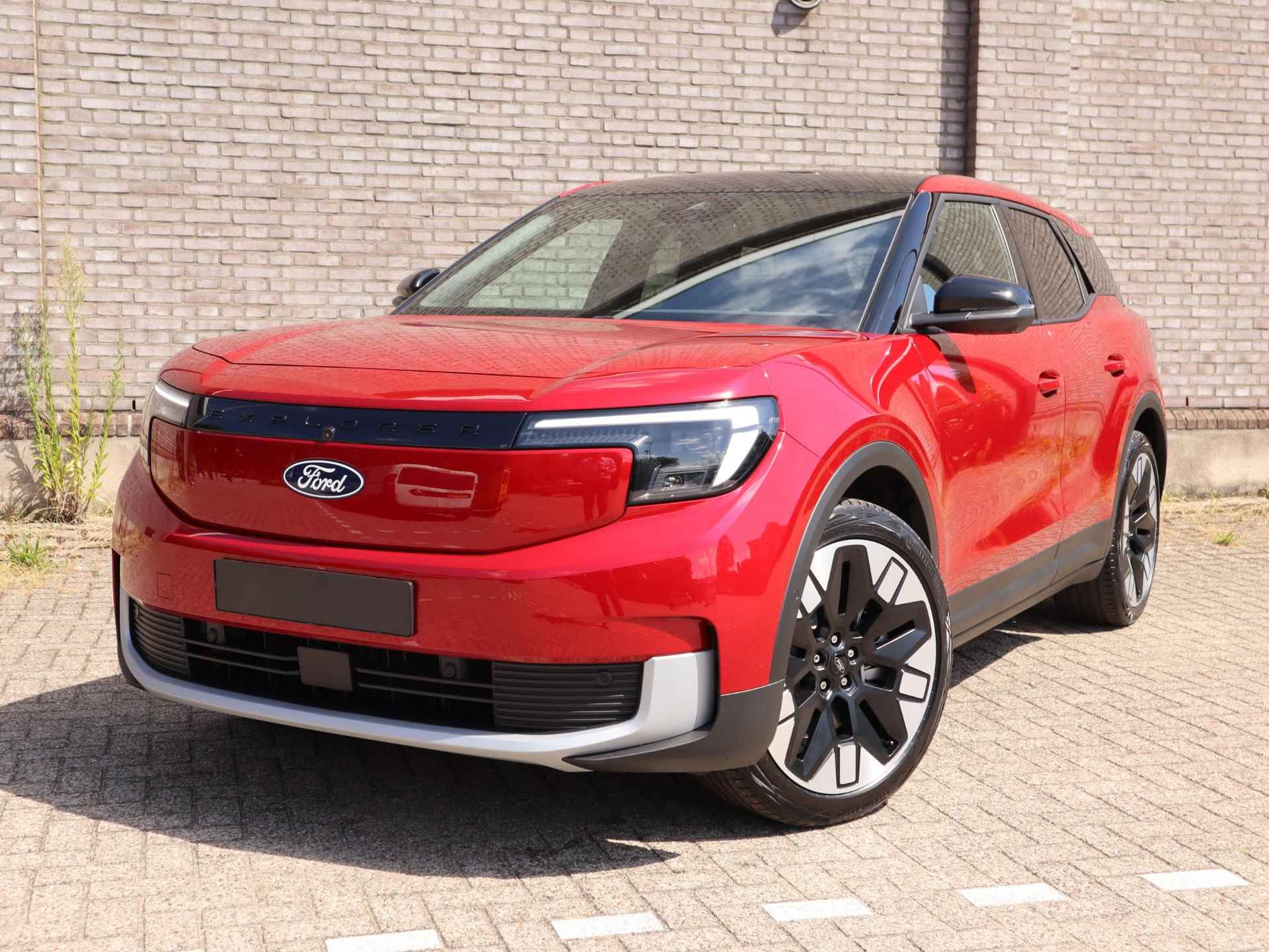 Ford Explorer Premium Extended Range RWD 77 kWh 286PK | 0,99% Rente i.c.m. Ford Options | UIT VOORRAAD | Panoramadak | 21" | Driver Assistance Pack | 572 KM actieradius - 2/45