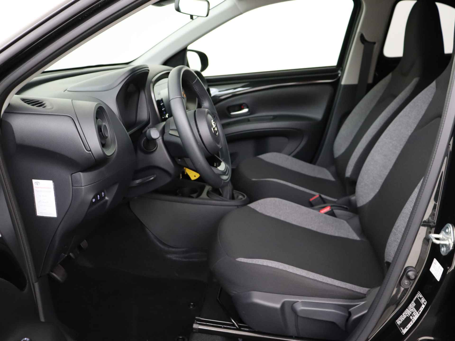 Toyota Aygo X 1.0 VVT-i MT first | 1e Eigenaar | Camera | Cruise Control/Adaptive | LED | DAB+ | Climate Control | - 20/44