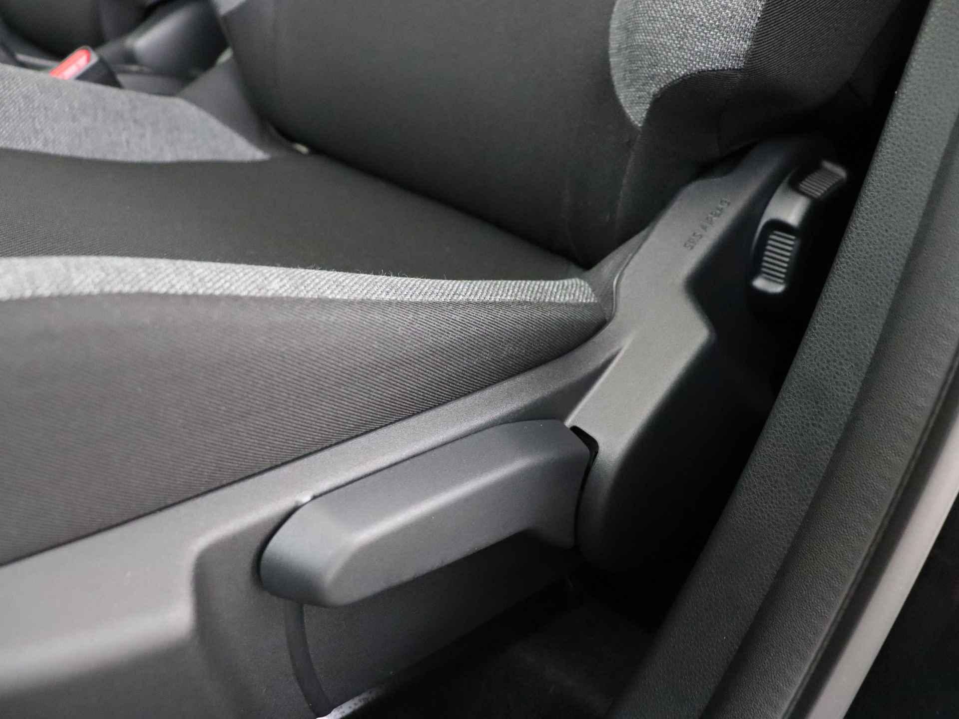 Toyota Aygo X 1.0 VVT-i MT first | 1e Eigenaar | Camera | Cruise Control/Adaptive | LED | DAB+ | Climate Control | - 35/44