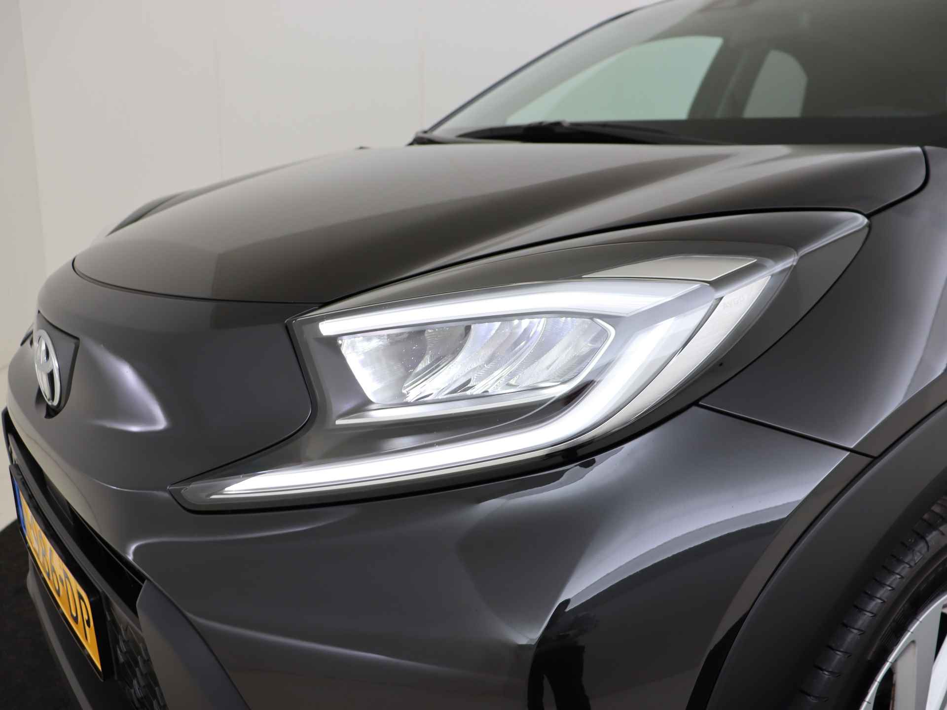 Toyota Aygo X 1.0 VVT-i MT first | 1e Eigenaar | Camera | Cruise Control/Adaptive | LED | DAB+ | Climate Control | - 41/44