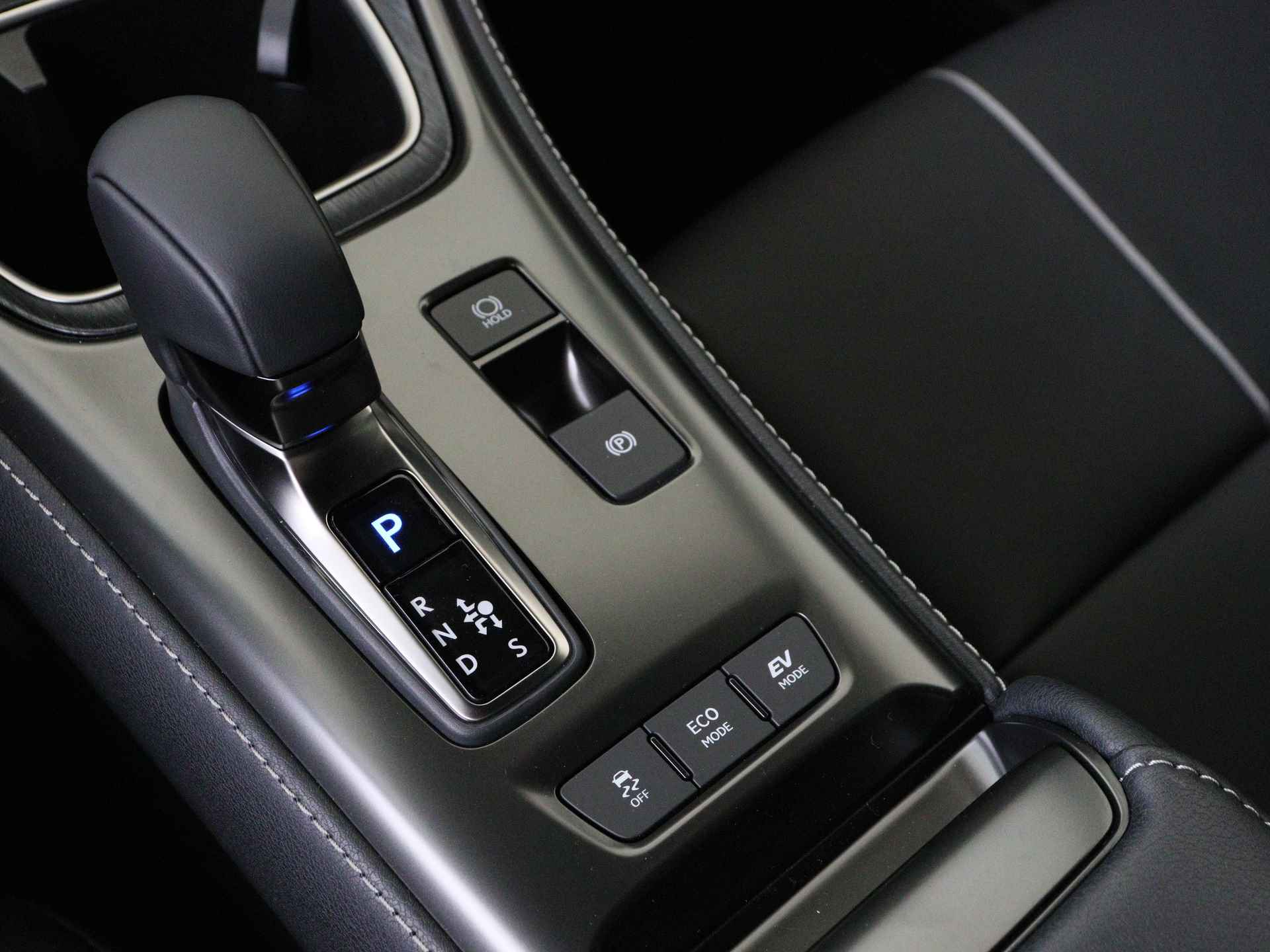 Lexus LBX Relax 2WD | Memory Seat | Mark Levinson | 360 Camera | - 11/57