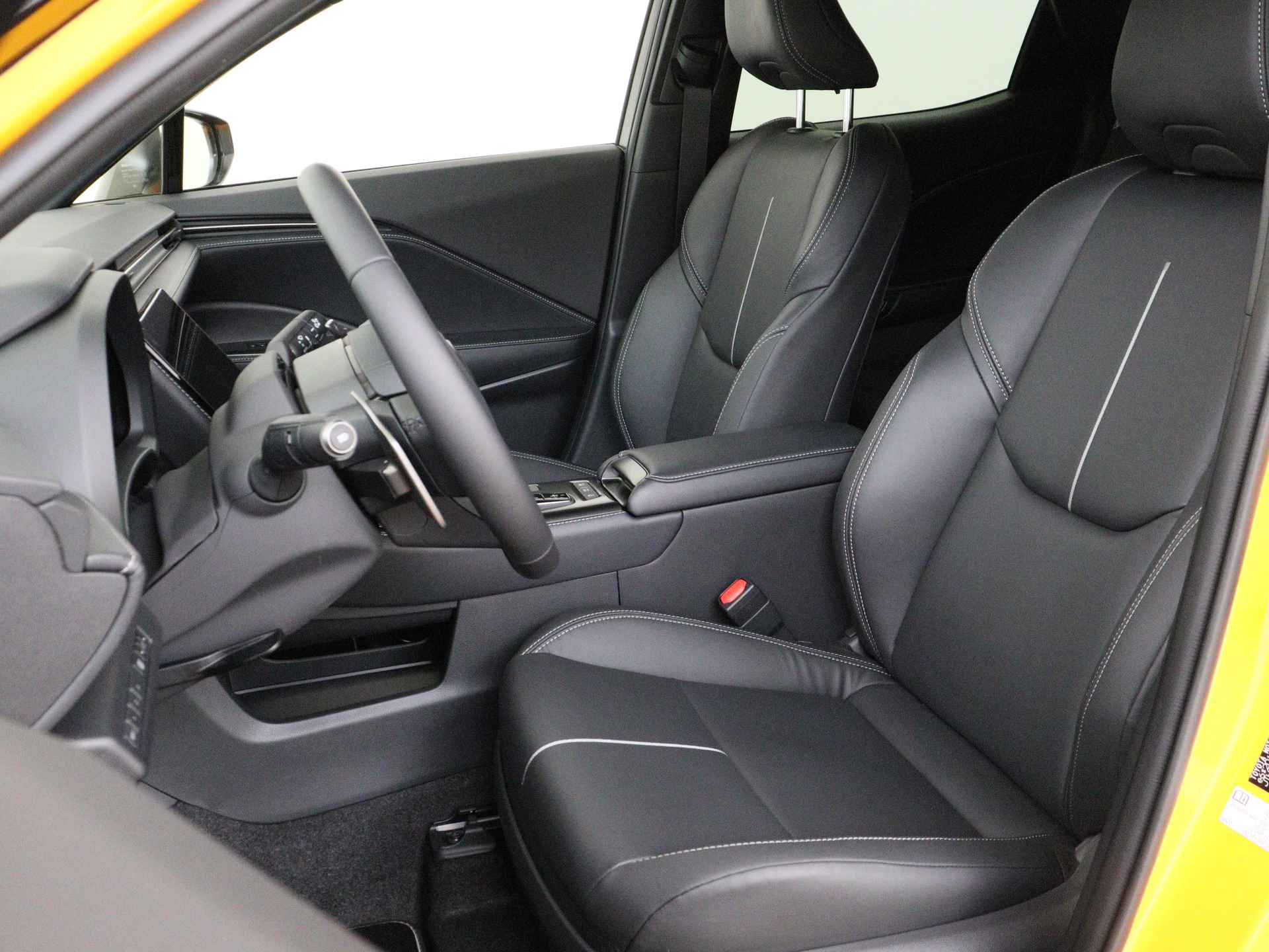 Lexus LBX Relax 2WD | Memory Seat | Mark Levinson | 360 Camera | - 17/57