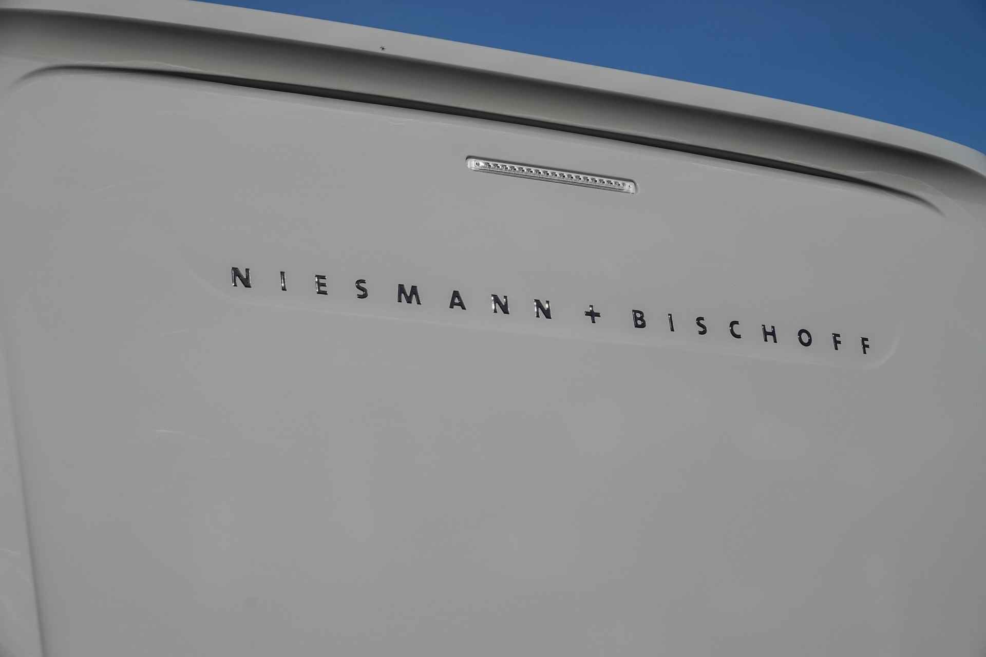 NIESMANN BISCHOFF iSmove 6.9 E 180Pk 9-Traps Aut. | Eifelgrijs | Lengtebedden - 33/71