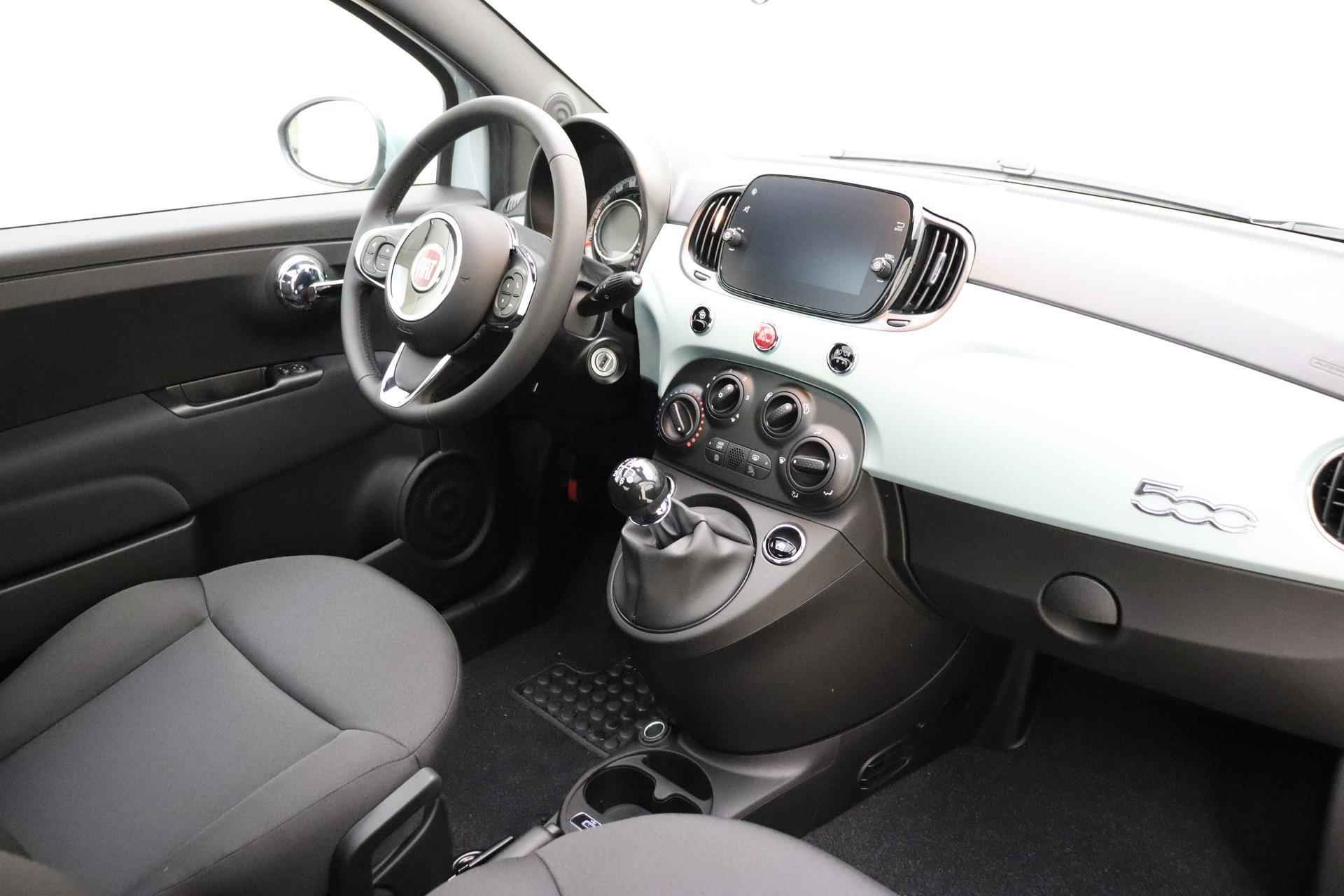 Fiat 500 1.0 Hybrid Dolcevita Finale | Snel leverbaar! | Apple Carplay/Android Auto | Panoramadak | Airco | Lichtmetalen velgen | Parkeersensoren achter | Cruise control - 4/37