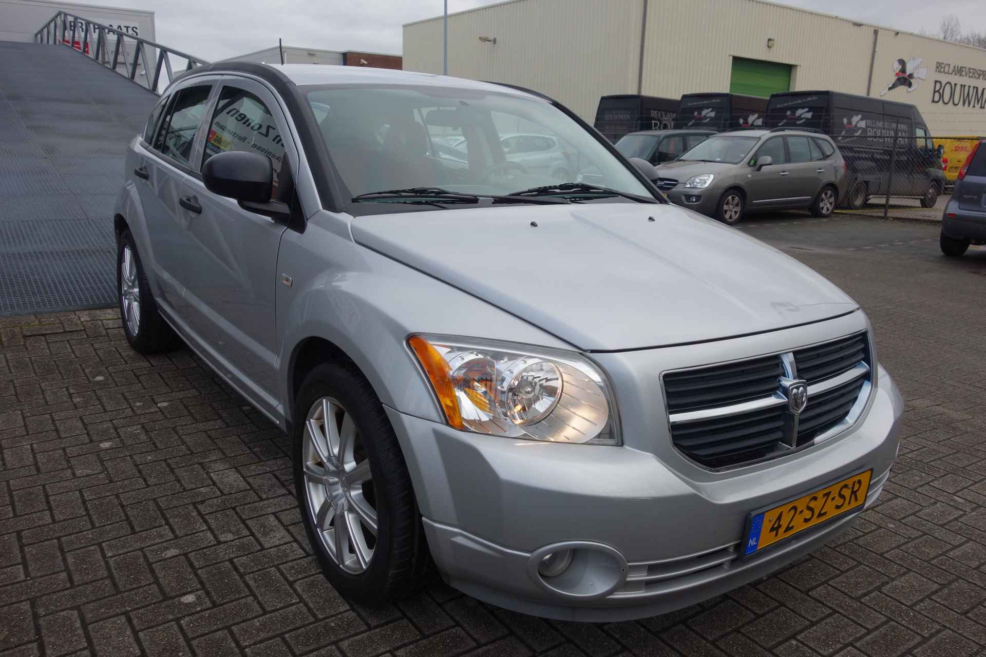 Dodge Caliber 2.0 SE AUTOMAAT/AIRCO/CRUISE/TREK H./P SENSOREN. - 9/22