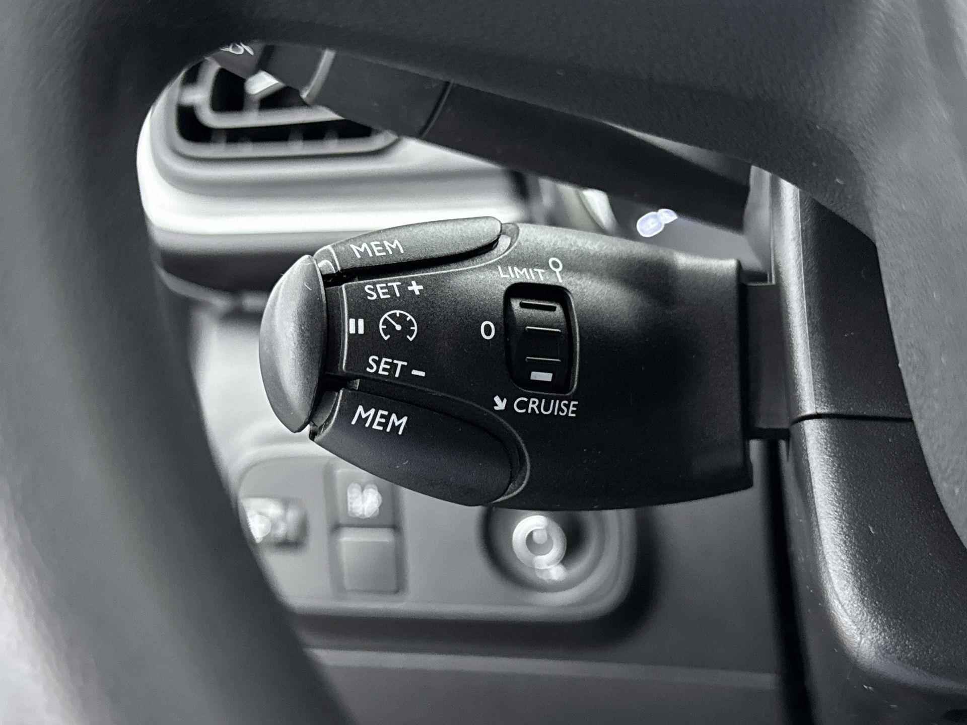 Citroen C3 Feel Edition 82pk  | Navigatie | Parkeersensoren Achter | Climate Control | Cruise Control | Bluetooth - 25/34