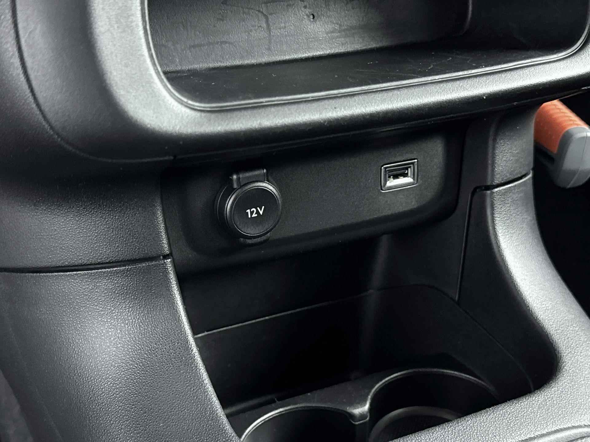 Citroen C3 Feel Edition 82pk  | Navigatie | Parkeersensoren Achter | Climate Control | Cruise Control | Bluetooth - 29/34