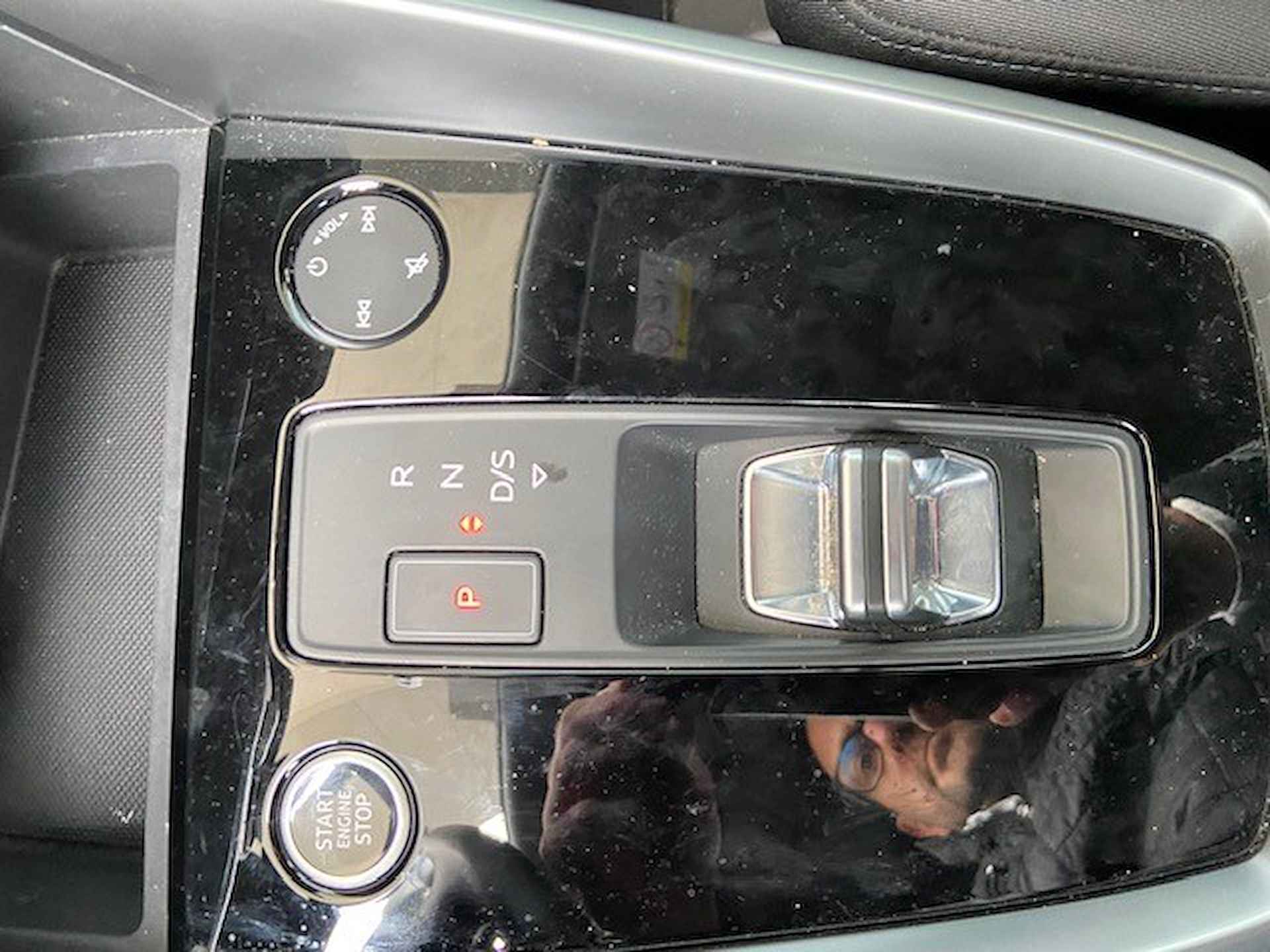 Audi A3 Sportback 30 TFSI Pro Line AUT/ Metallic/ Clima/ Navi/ Led/ 16 lmv/ Parkeersensor A. - 20/23