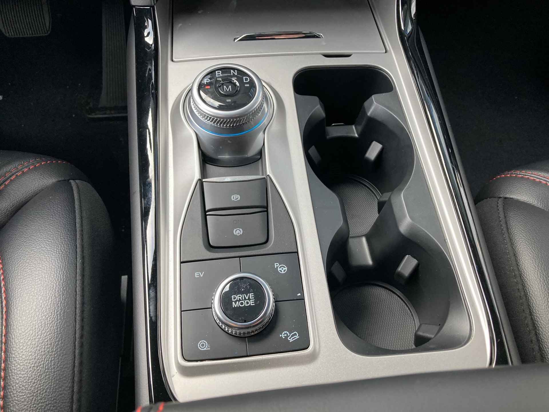 Ford Explorer 3.0 V6 EcoBoost PHEV ST-Line | Direct Leverbaar | Afneembare Trekhaak | 7-zits | Stoelverwarming- én koeling | Panoramadak | Plug-in Hybrid | - 24/48