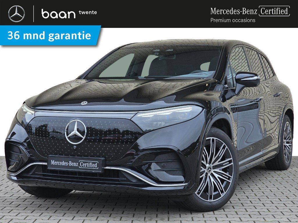 Mercedes-Benz EQS SUV 450 4-Matic AMG-Line | Rij-assistentiepakket | Trekhaak | Panoramadak | Burmester bij viaBOVAG.nl