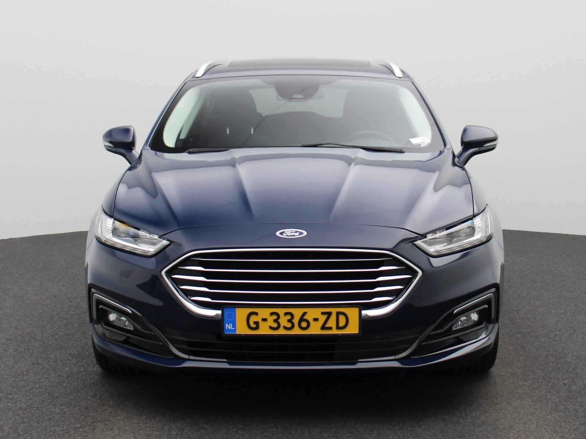 Ford Mondeo Wagon 2.0 IVCT HEV Titanium | Navigatie | Clima | Schuifdak | Lichtmetalen Velgen | Parkeersensoren | - 3/44