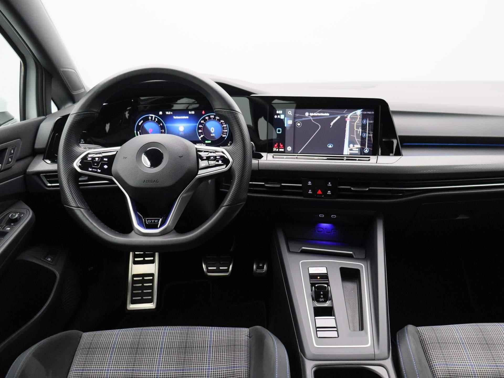 Volkswagen Golf 1.4 eHybrid GTE 245 PK | Automaat | Navigatie | Adaptive Cruise Control | Climate Control | Stoelverwarming | Parkeersensoren | Virtual Cockpit | Rijprofielen | LED | Lichtmetalen velgen | - 7/44