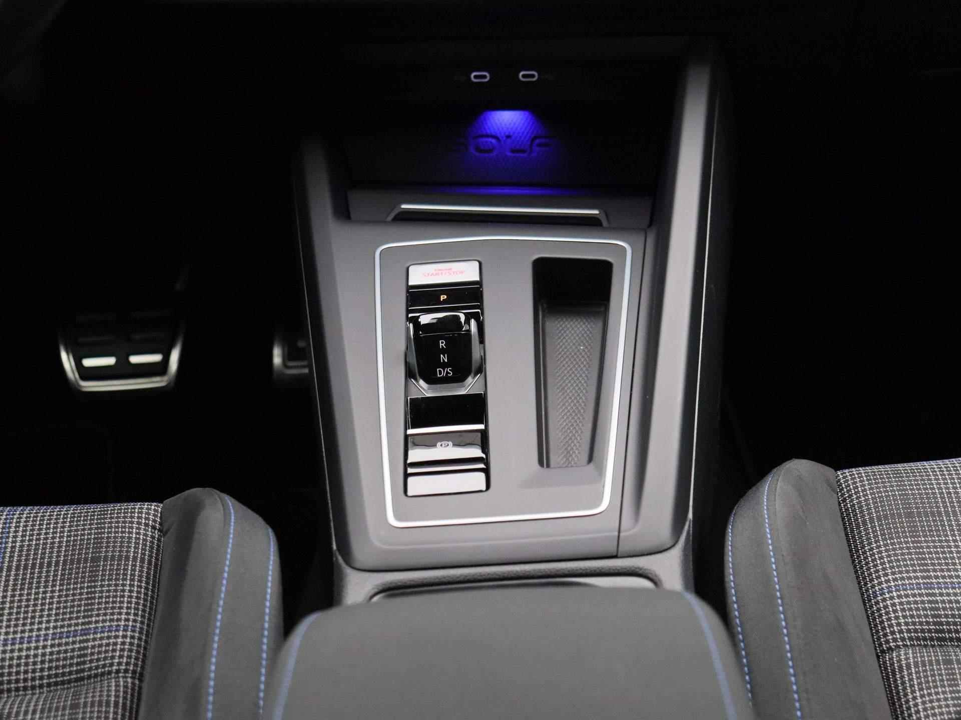 Volkswagen Golf 1.4 eHybrid GTE 245 PK | Automaat | Navigatie | Adaptive Cruise Control | Climate Control | Stoelverwarming | Parkeersensoren | Virtual Cockpit | Rijprofielen | LED | Lichtmetalen velgen | - 10/44