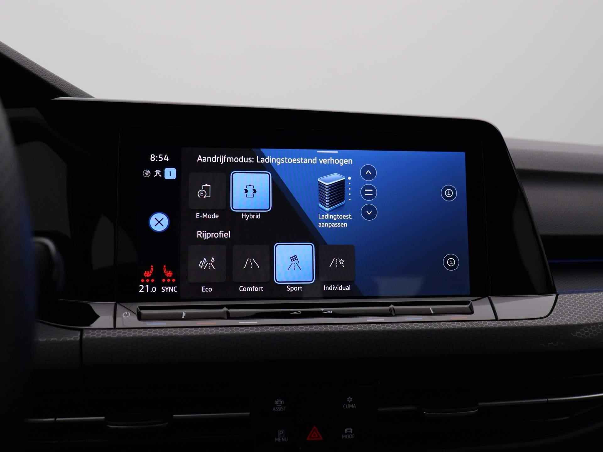 Volkswagen Golf 1.4 eHybrid GTE 245 PK | Automaat | Navigatie | Adaptive Cruise Control | Climate Control | Stoelverwarming | Parkeersensoren | Virtual Cockpit | Rijprofielen | LED | Lichtmetalen velgen | - 20/44