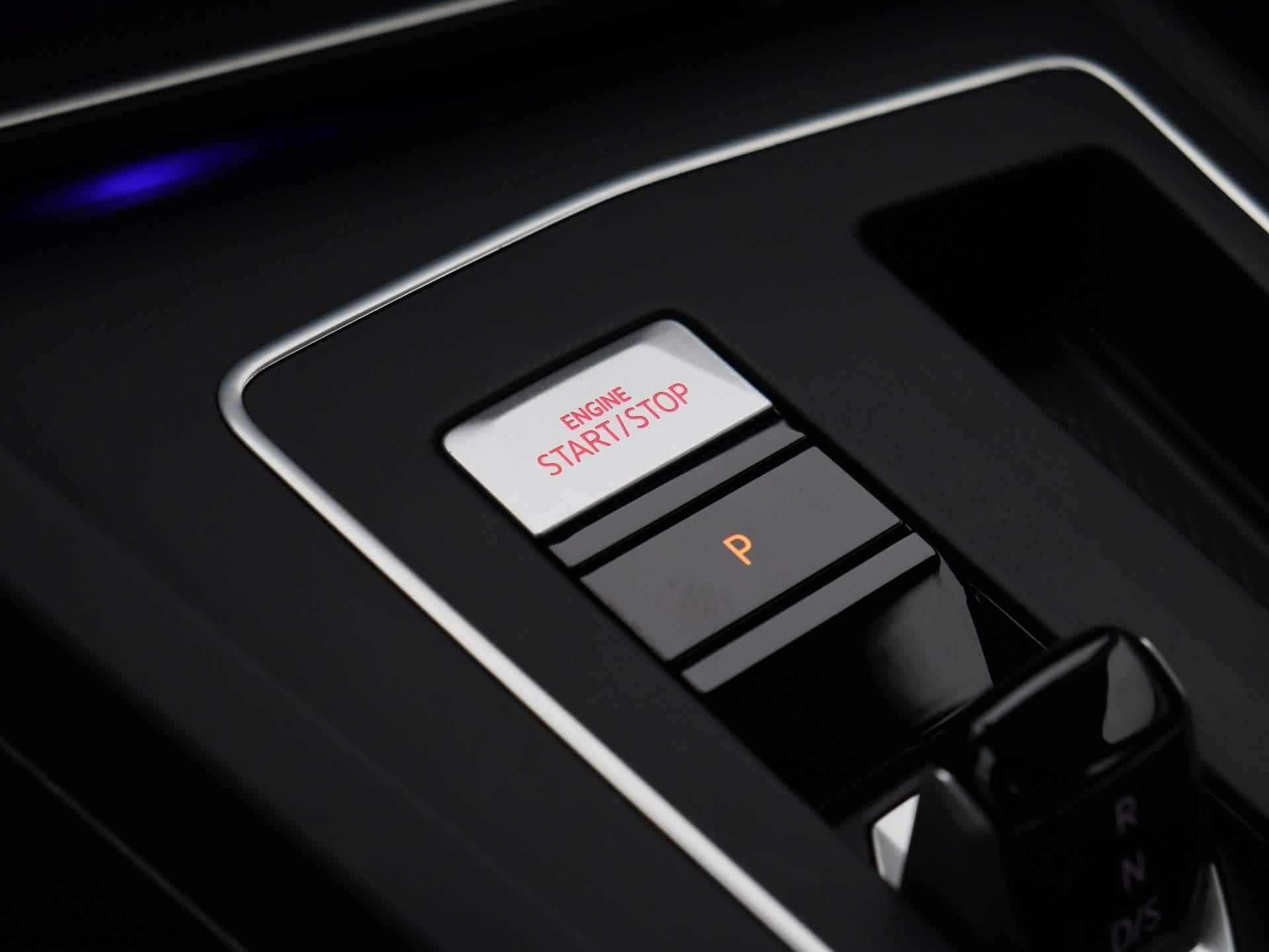 Volkswagen Golf 1.4 eHybrid GTE 245 PK | Automaat | Navigatie | Adaptive Cruise Control | Climate Control | Stoelverwarming | Parkeersensoren | Virtual Cockpit | Rijprofielen | LED | Lichtmetalen velgen | - 23/44