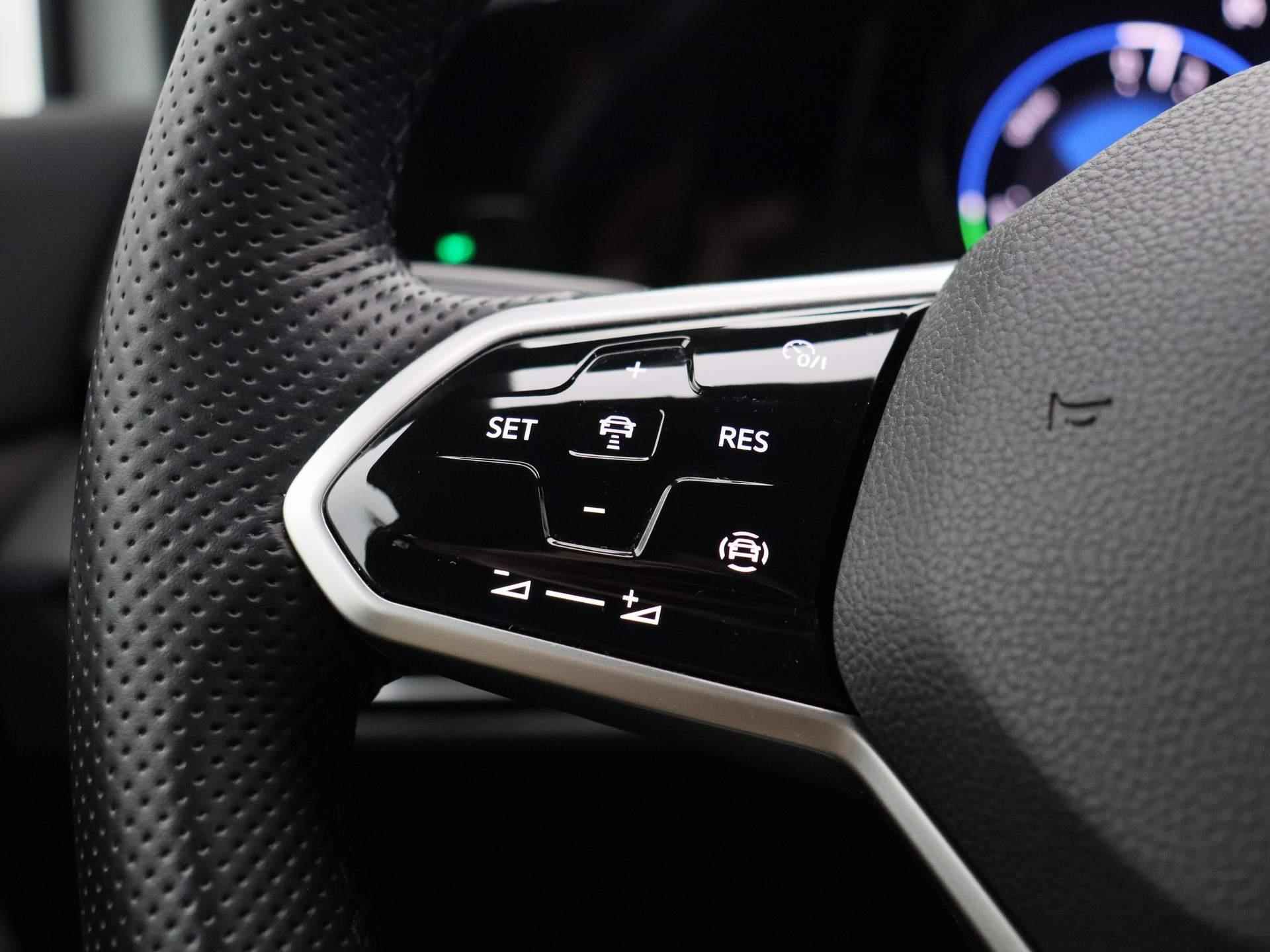 Volkswagen Golf 1.4 eHybrid GTE 245 PK | Automaat | Navigatie | Adaptive Cruise Control | Climate Control | Stoelverwarming | Parkeersensoren | Virtual Cockpit | Rijprofielen | LED | Lichtmetalen velgen | - 24/44