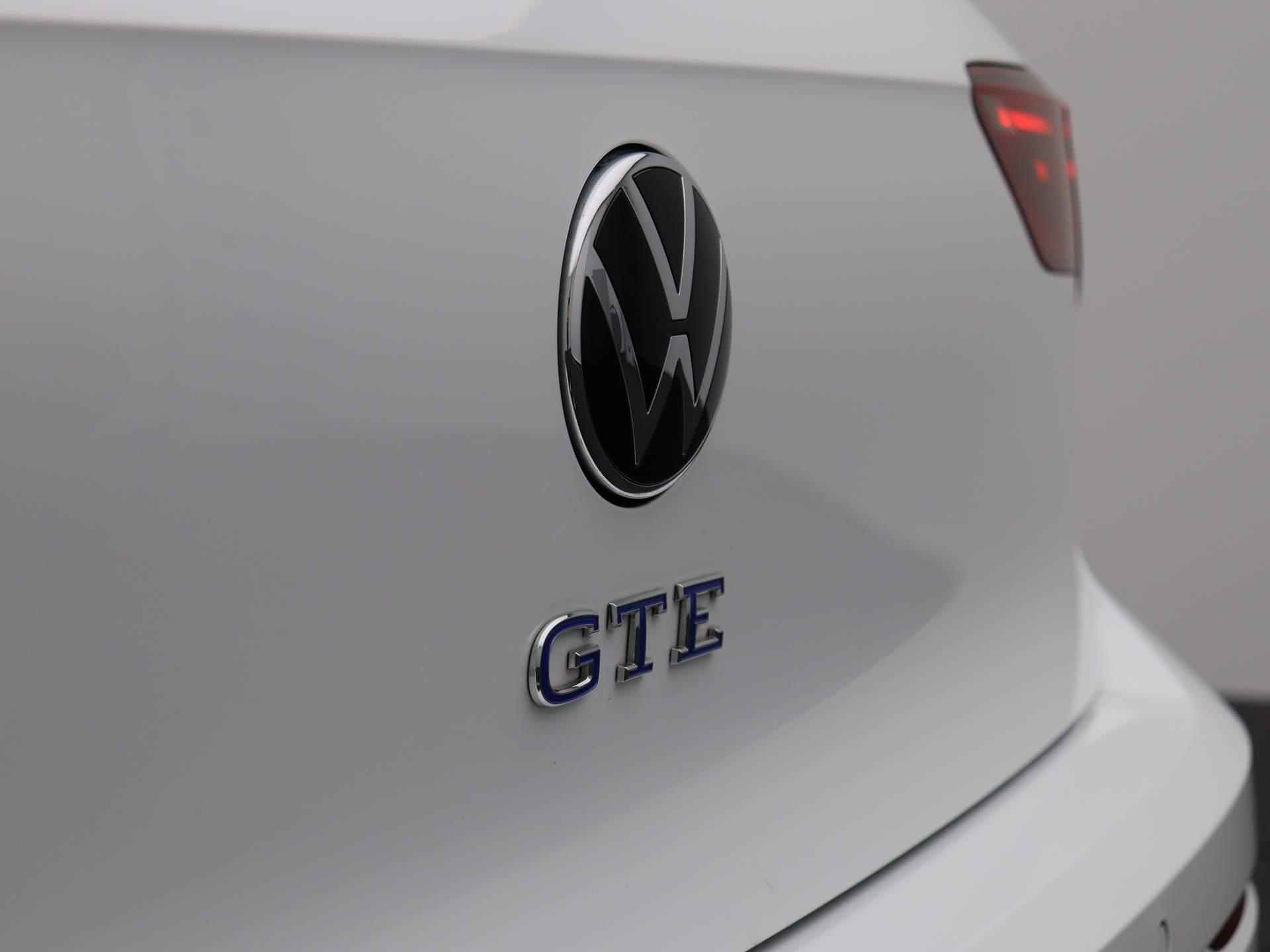 Volkswagen Golf 1.4 eHybrid GTE 245 PK | Automaat | Navigatie | Adaptive Cruise Control | Climate Control | Stoelverwarming | Parkeersensoren | Virtual Cockpit | Rijprofielen | LED | Lichtmetalen velgen | - 35/44