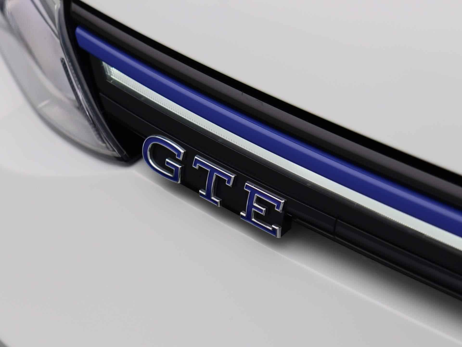 Volkswagen Golf 1.4 eHybrid GTE 245 PK | Automaat | Navigatie | Adaptive Cruise Control | Climate Control | Stoelverwarming | Parkeersensoren | Virtual Cockpit | Rijprofielen | LED | Lichtmetalen velgen | - 41/44