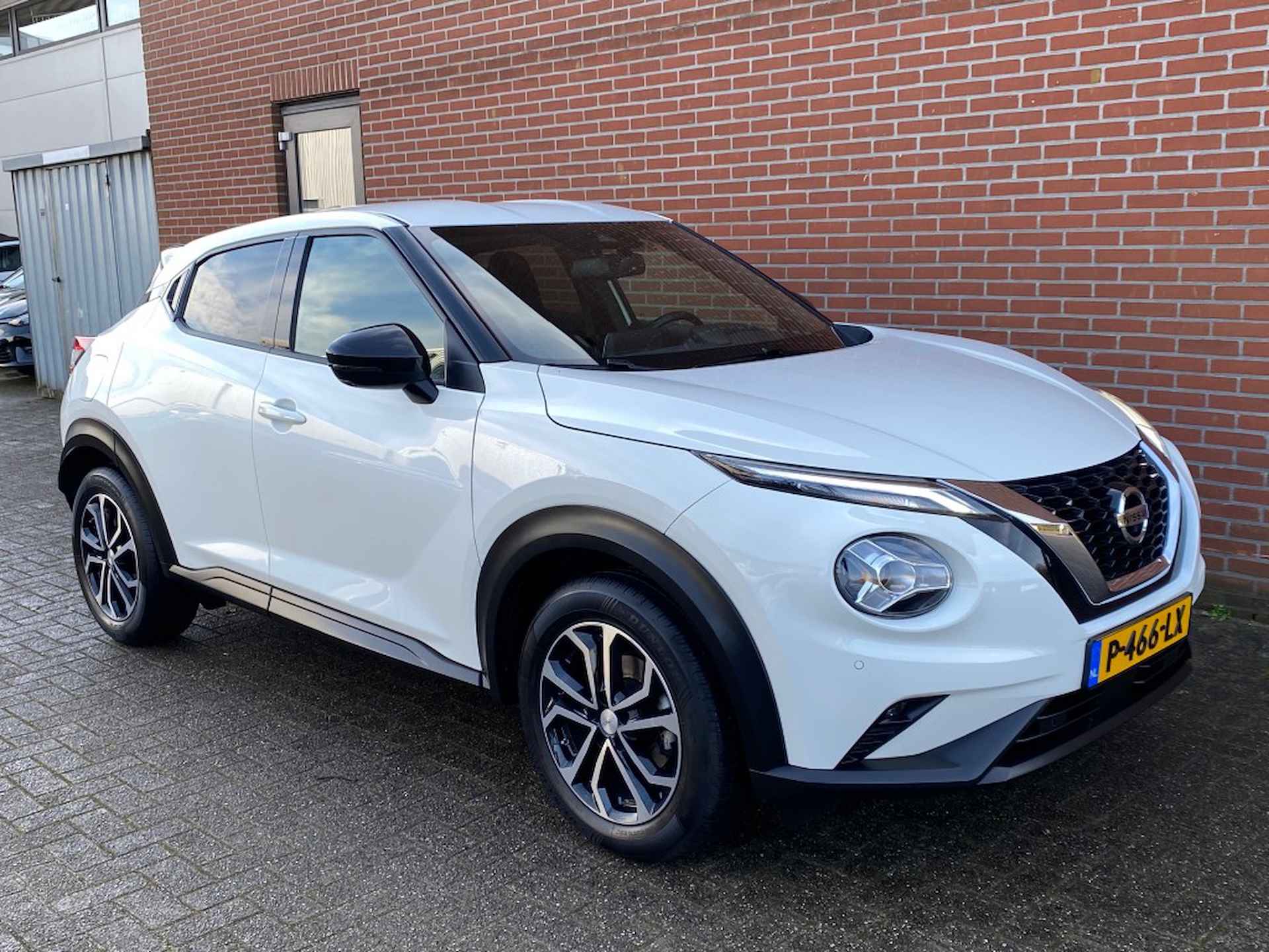 NISSAN Juke 1.0 DIG-T N-CONNECTA AUTOMAAT ADAPT-CRUISE CARPLAY CAMERA PDC ST - 25/27