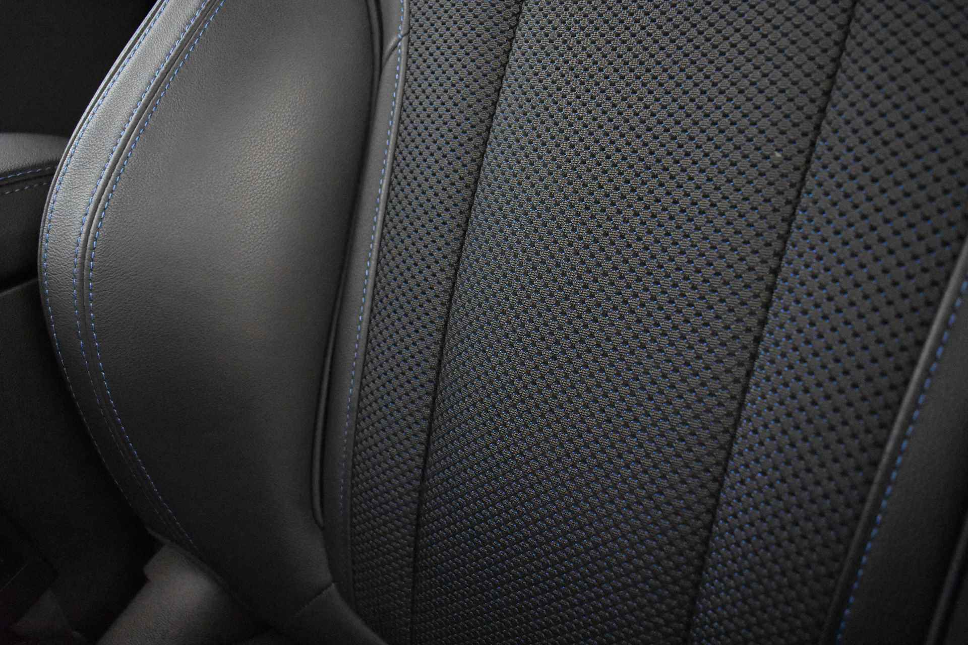 BMW X3 xDrive30e Executive M Sportpakket / Trekhaak / Sportstoelen / Adaptieve LED / Comfort Access / Head-Up / Parking Assistant / Gesture Control - 8/52
