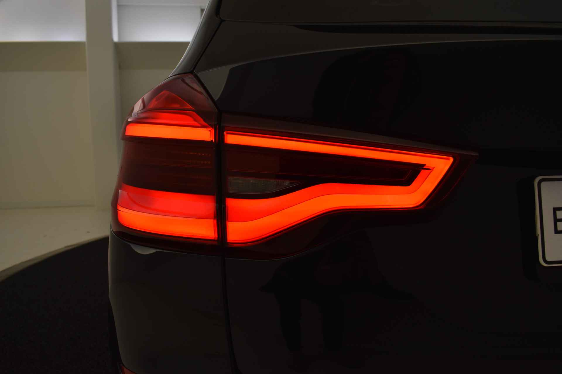 BMW X3 xDrive30e Executive M Sportpakket / Trekhaak / Sportstoelen / Adaptieve LED / Comfort Access / Head-Up / Parking Assistant / Gesture Control - 52/52